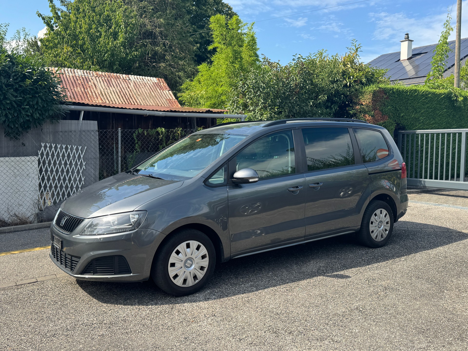 SEAT Alhambra 1.4 TSI Reference Eco DSG-image-2