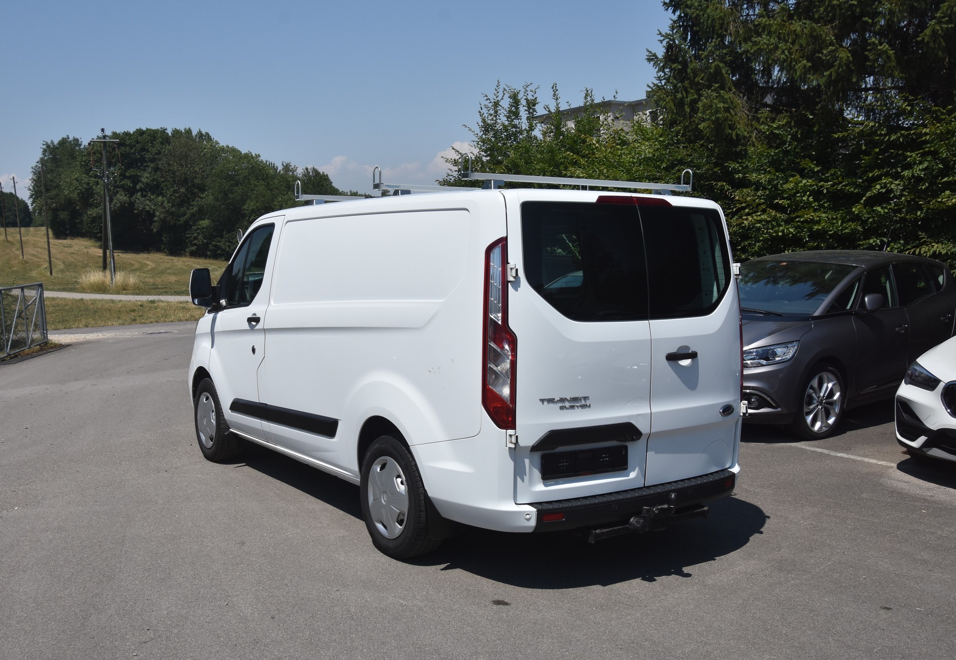 FORD Transit Custom Van 320 L1H1 Trend-image-7