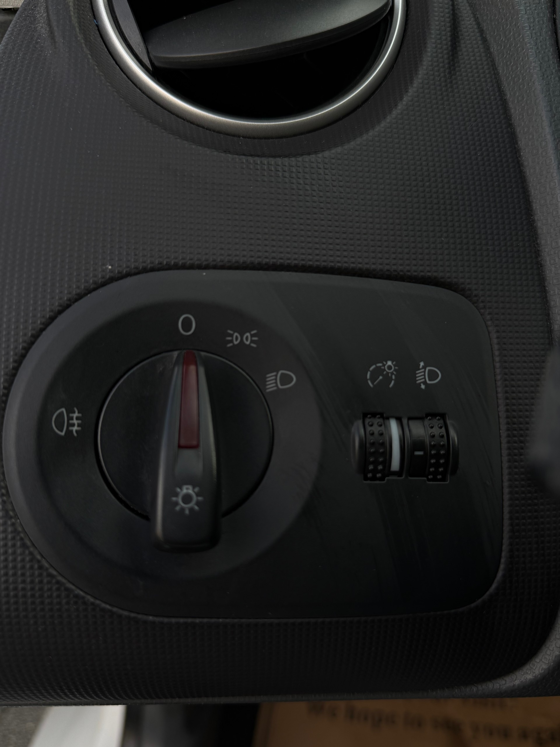 SEAT Ibiza 1.4 Reference-image-13