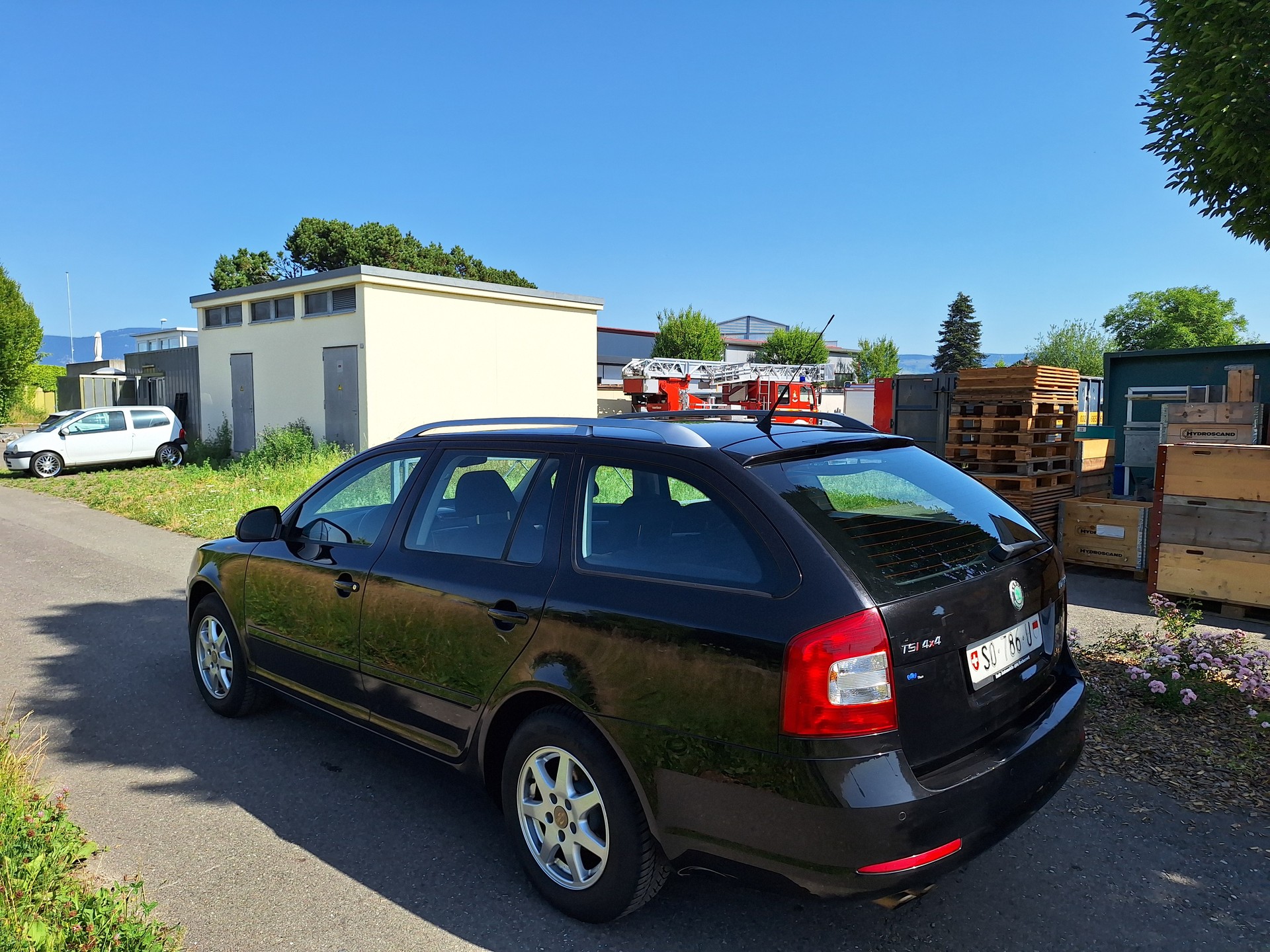 SKODA Octavia Combi 1.8 TSI Adventure 4x4-image-5