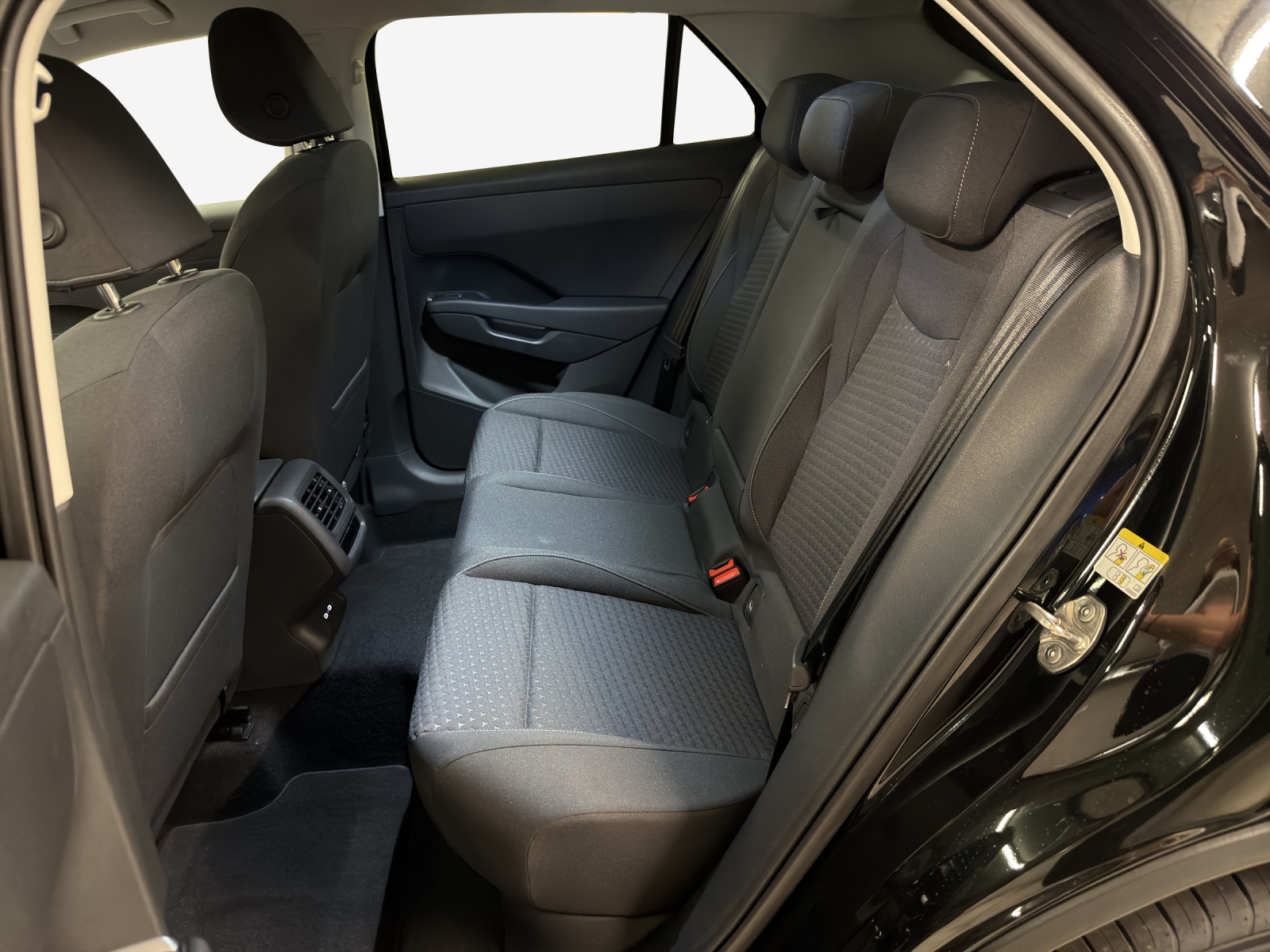 VW T-Roc LifeI 1.5eTSI 115PS-image-11