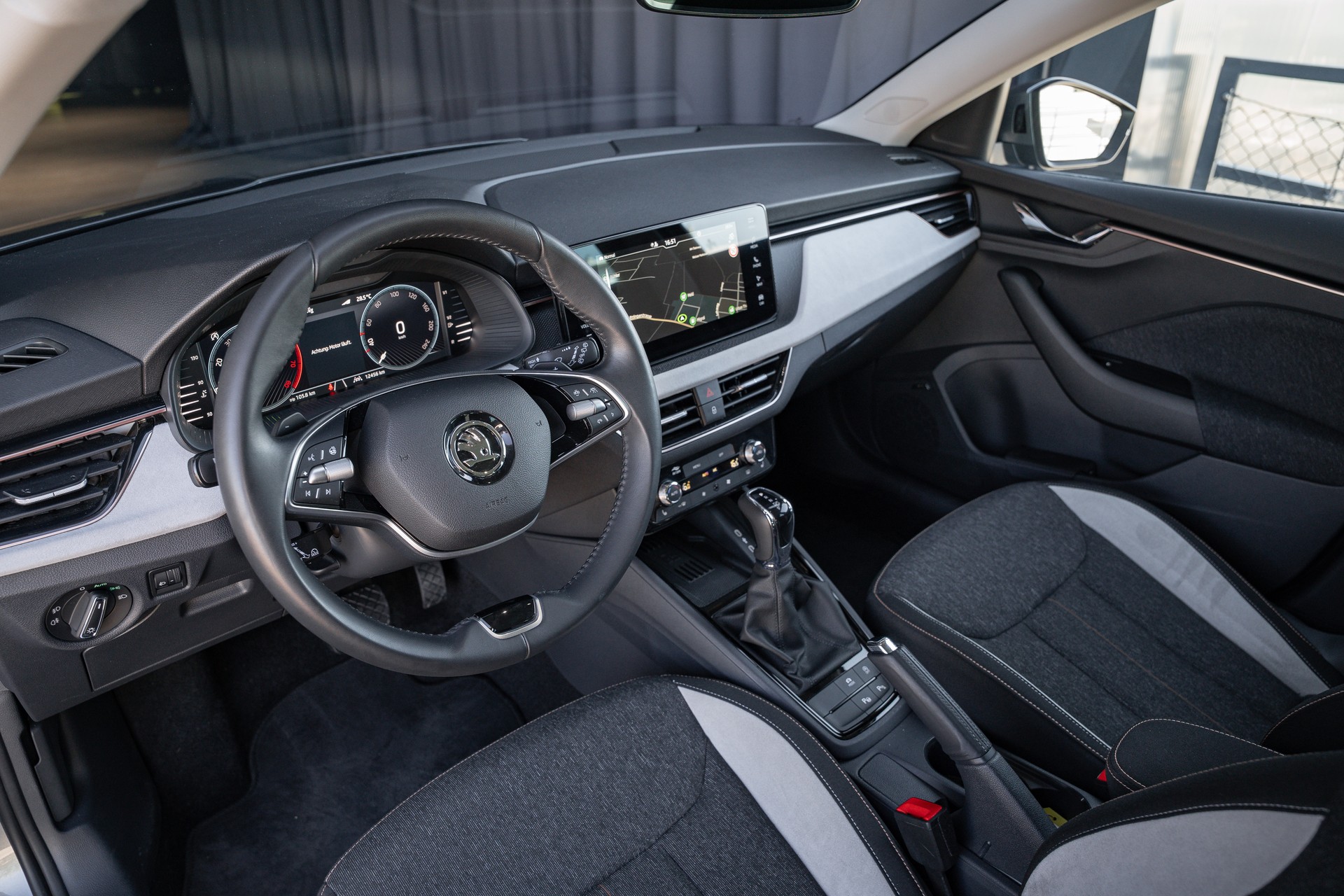 SKODA Scala 1.5 TSI Top Selection DSG-image-12