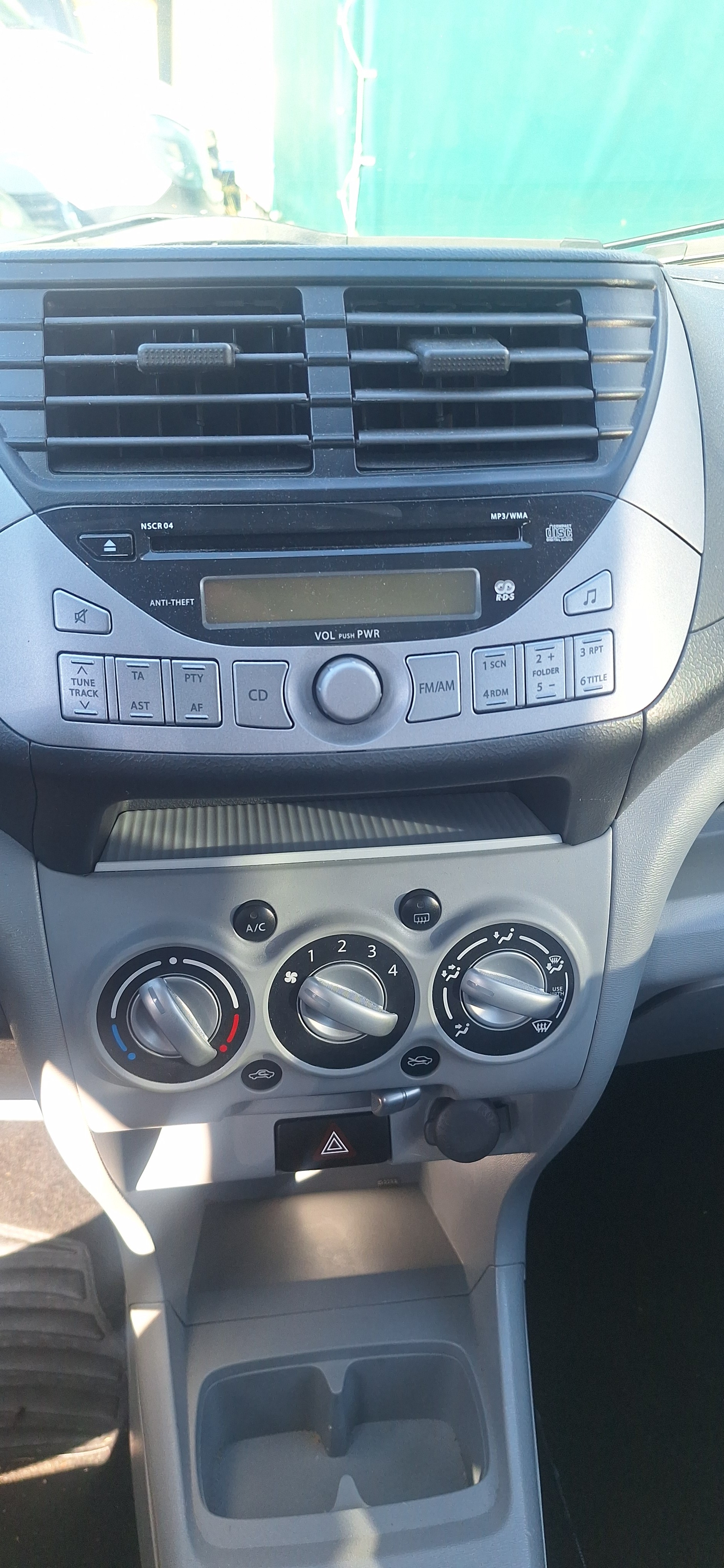NISSAN Pixo 1.0 acenta-image-5