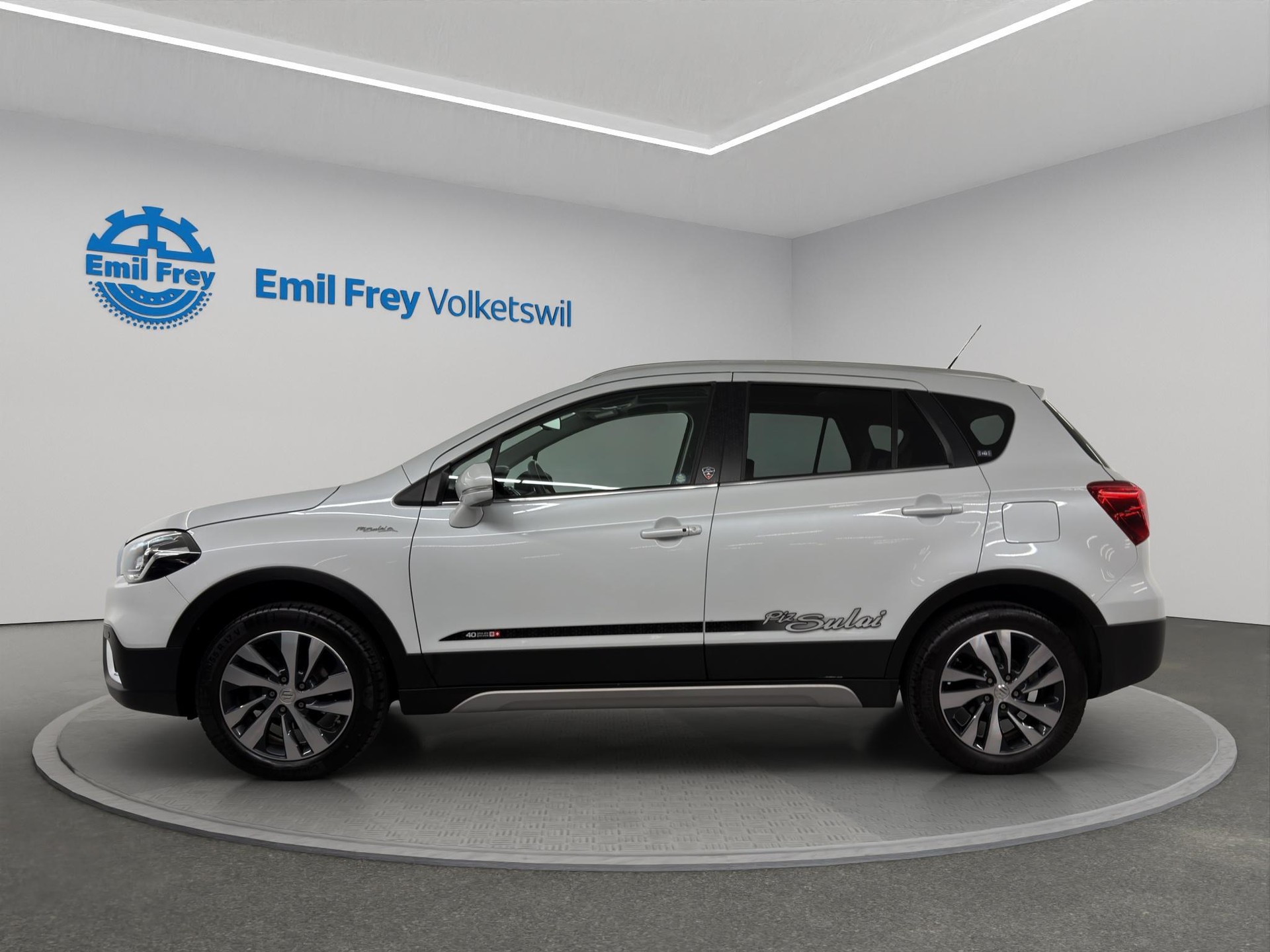 SUZUKI SX4 S-Cross 1.4 T Piz Sulai Top Hybrid 4x4-showroom-element-1