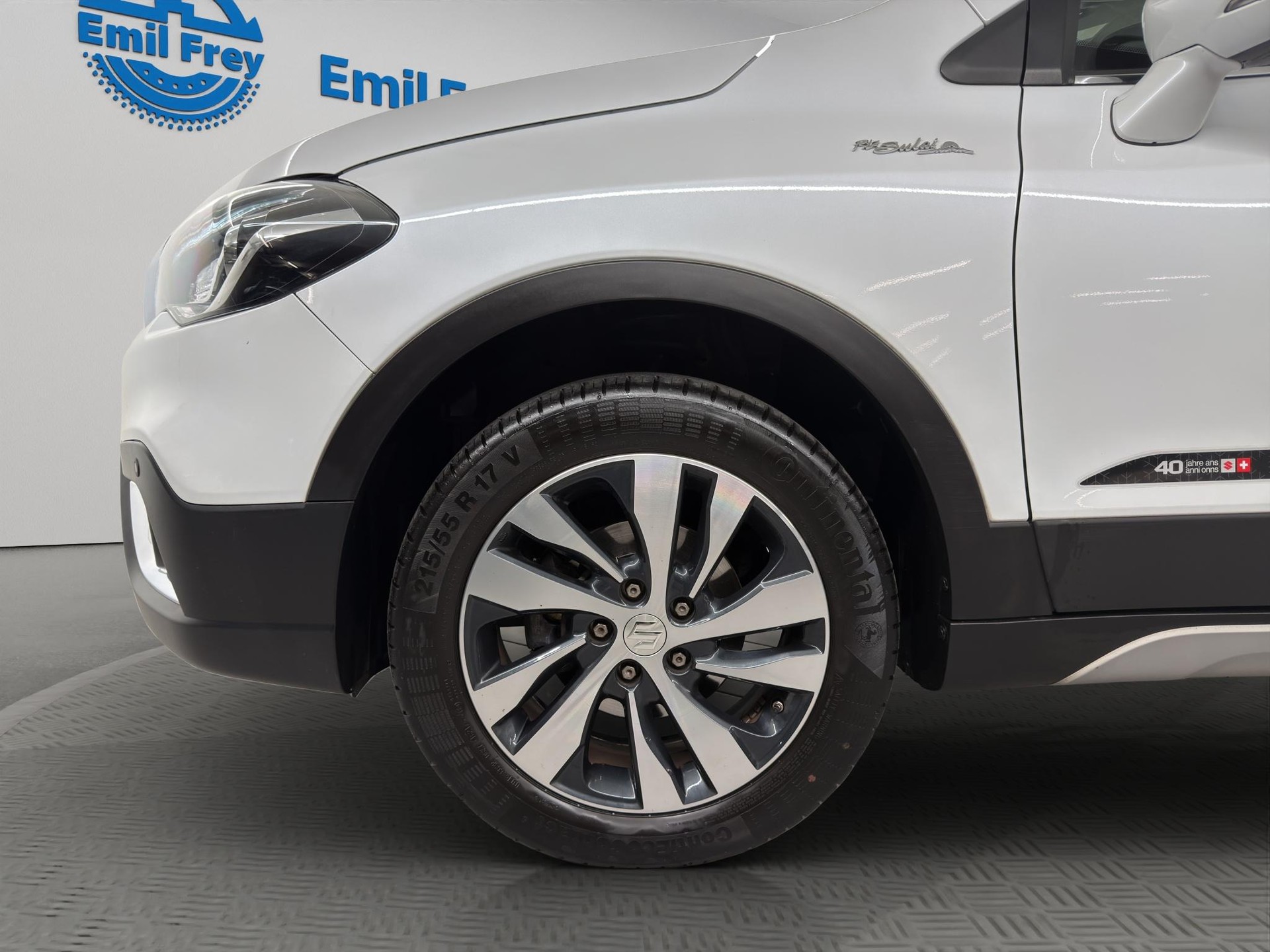 SUZUKI SX4 S-Cross 1.4 T Piz Sulai Top Hybrid 4x4-showroom-element-3