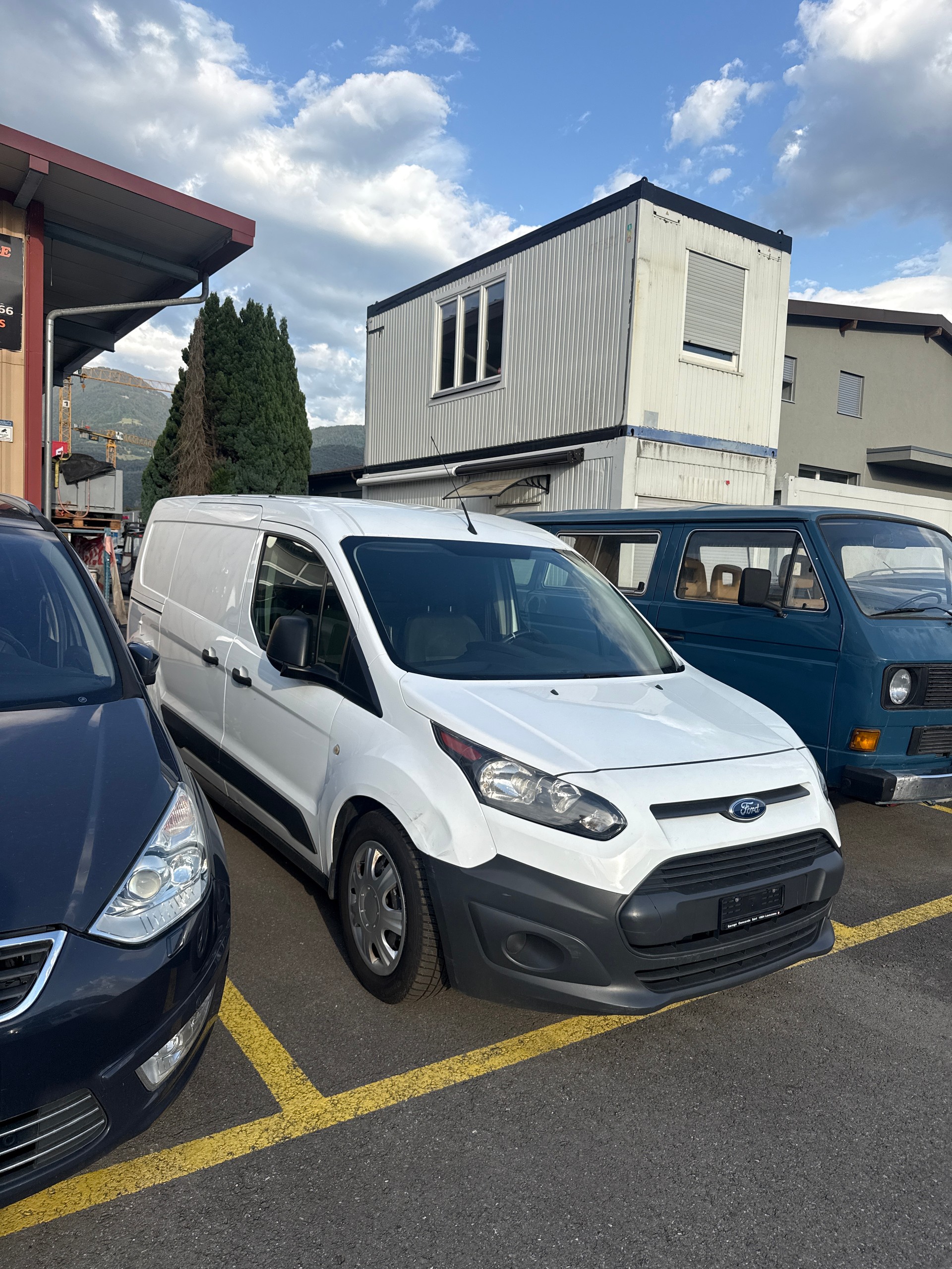 FORD Transit Connect Van T210 1.0 EcoBoost Ambiente-image-2