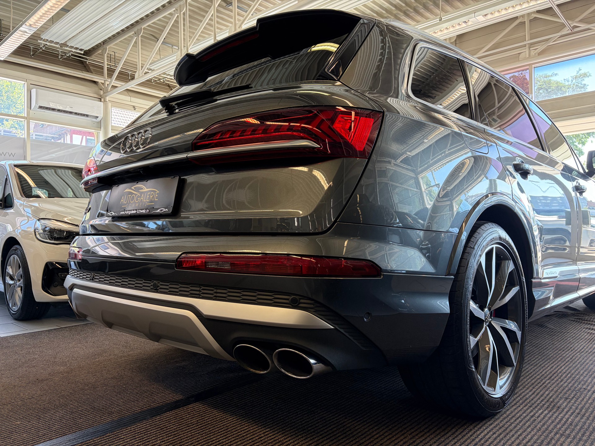 AUDI SQ7 4.0 TDI quattro | CH Fzg. | 7 Sitz | B&O | Assistenz | HD Matrix | HeadUp | Standheizung | -image-27