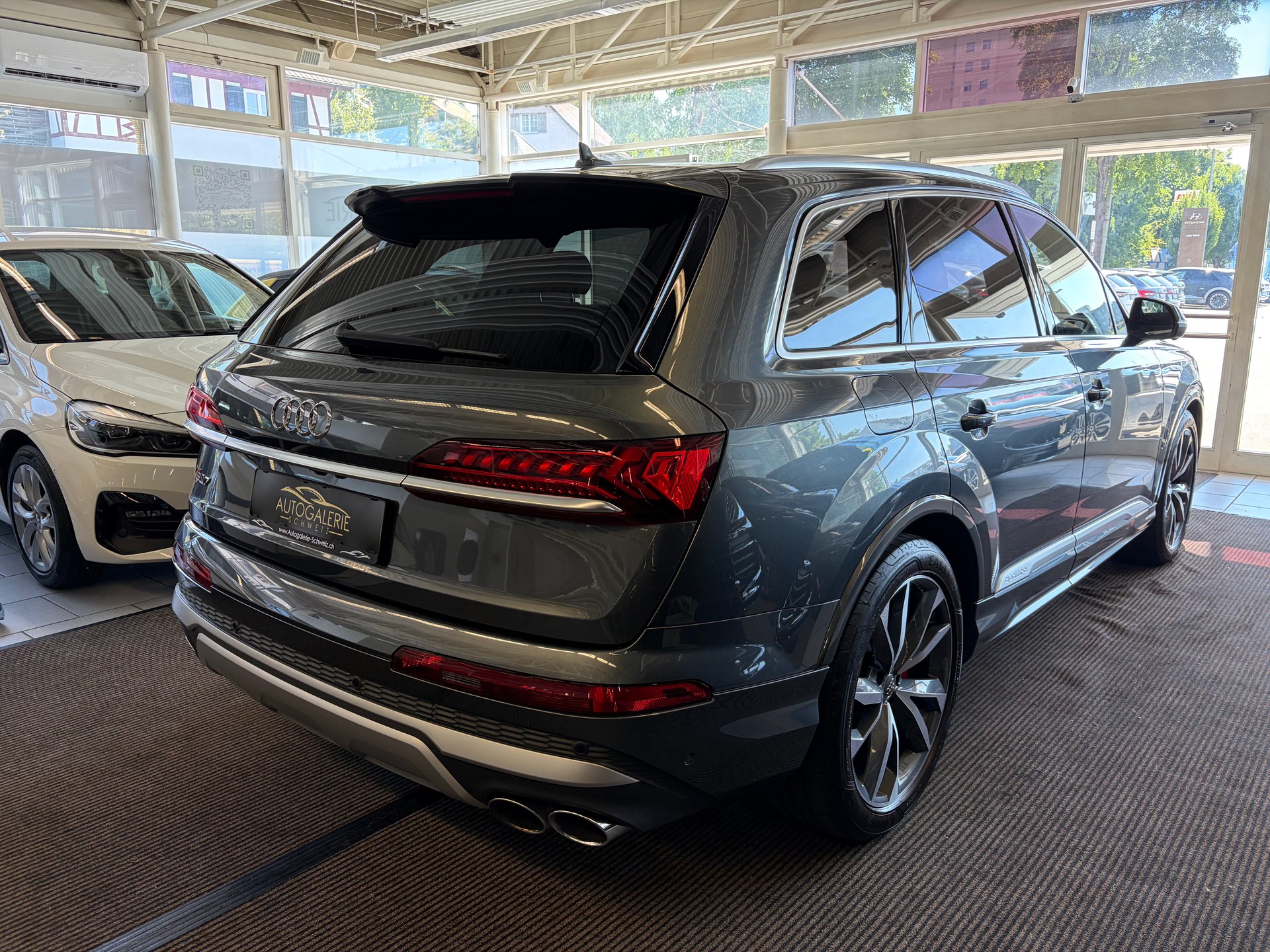 AUDI SQ7 4.0 TDI quattro | CH Fzg. | 7 Sitz | B&O | Assistenz | HD Matrix | HeadUp | Standheizung | -image-33