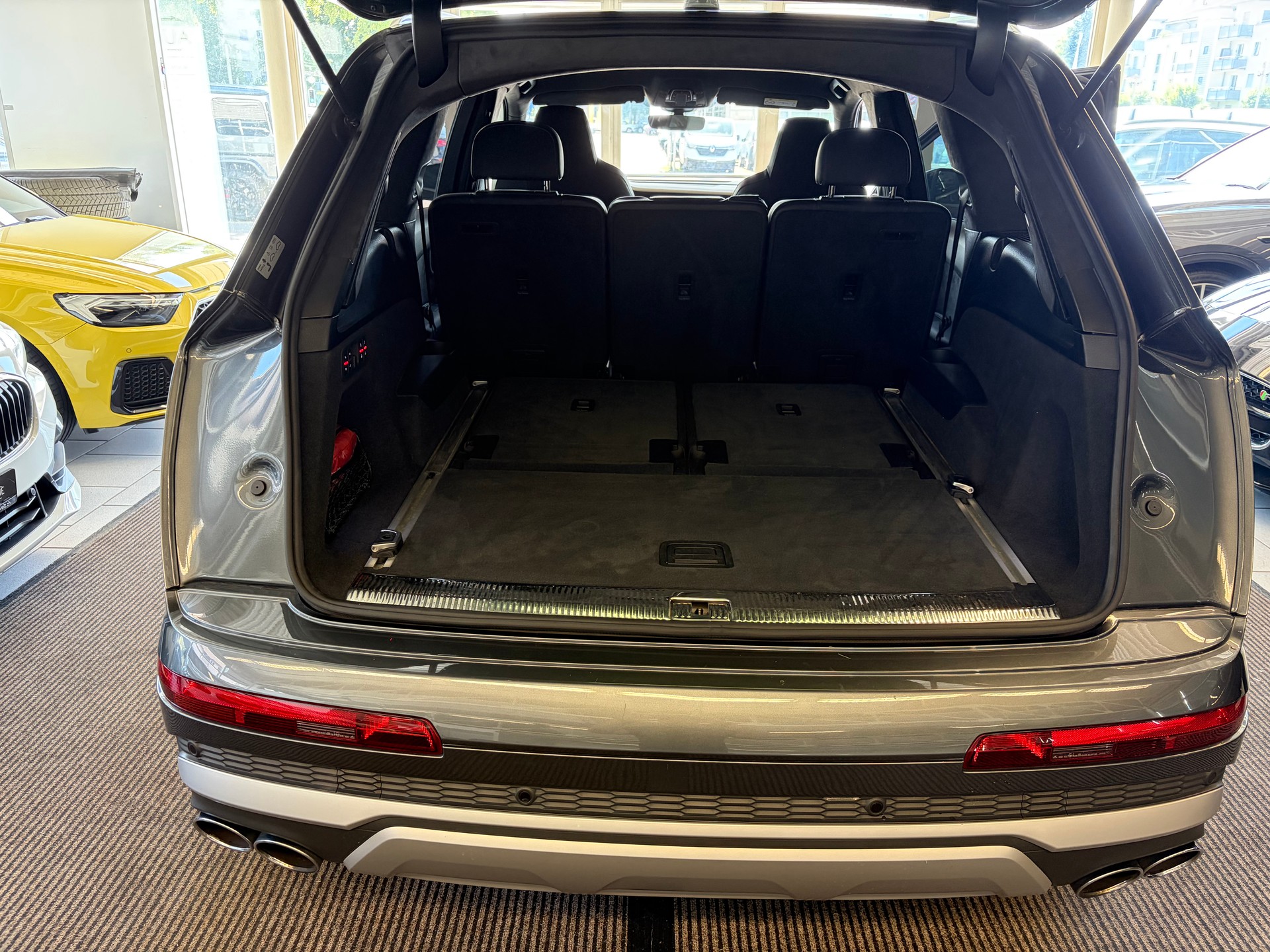 AUDI SQ7 4.0 TDI quattro | CH Fzg. | 7 Sitz | B&O | Assistenz | HD Matrix | HeadUp | Standheizung | -image-30