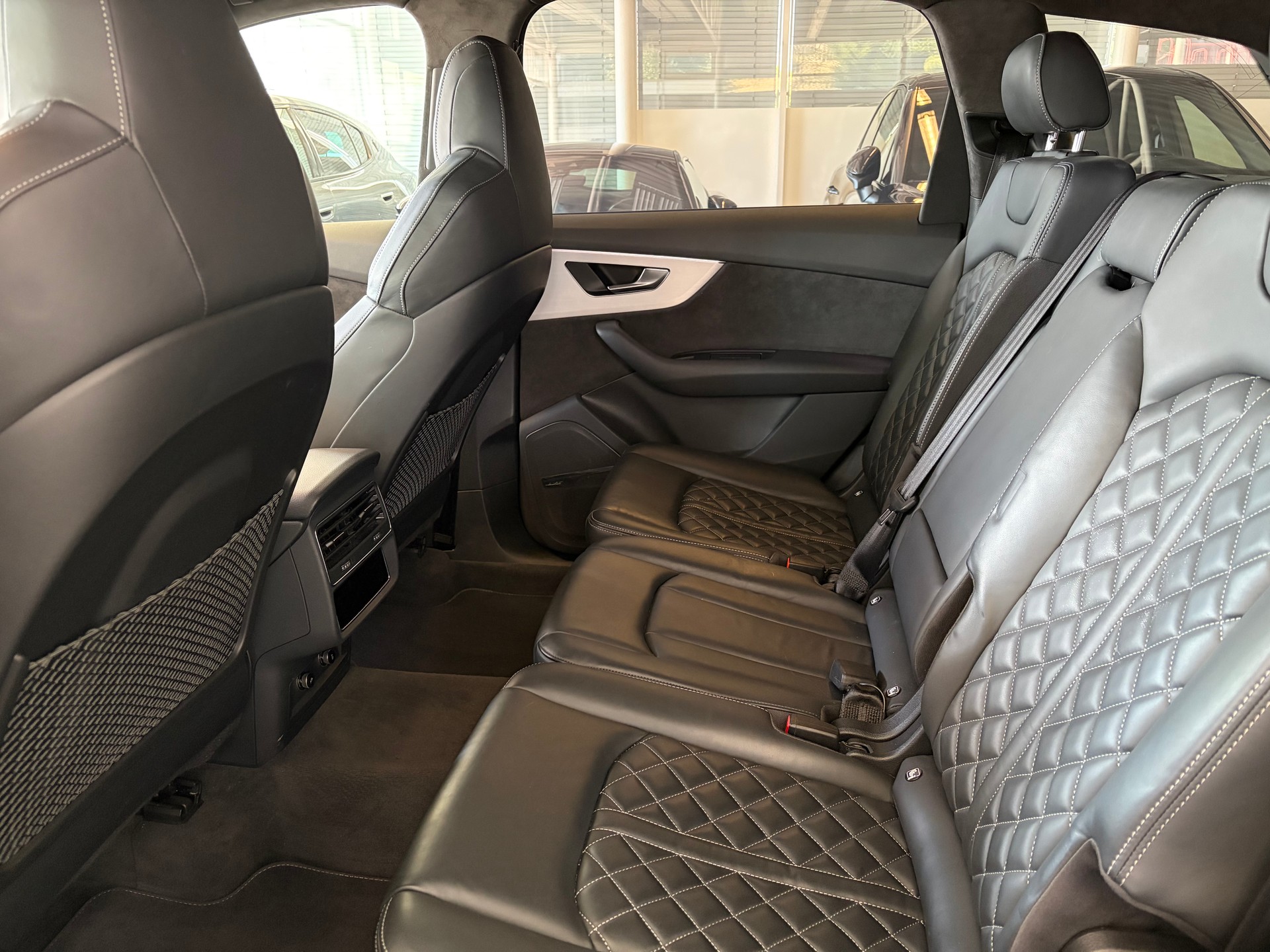 AUDI SQ7 4.0 TDI quattro | CH Fzg. | 7 Sitz | B&O | Assistenz | HD Matrix | HeadUp | Standheizung | -image-23