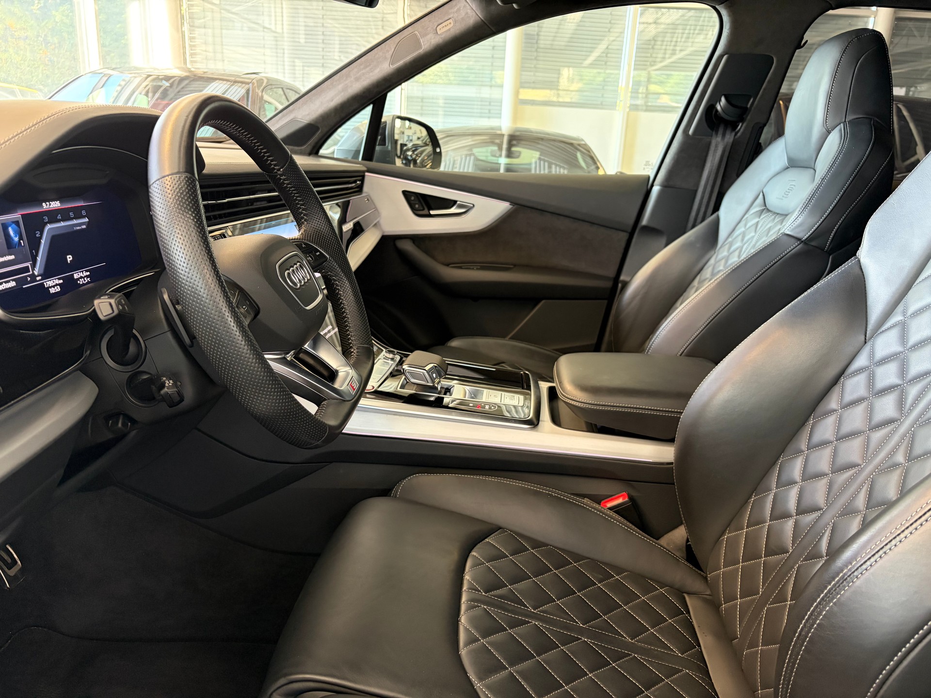 AUDI SQ7 4.0 TDI quattro | CH Fzg. | 7 Sitz | B&O | Assistenz | HD Matrix | HeadUp | Standheizung | -image-11