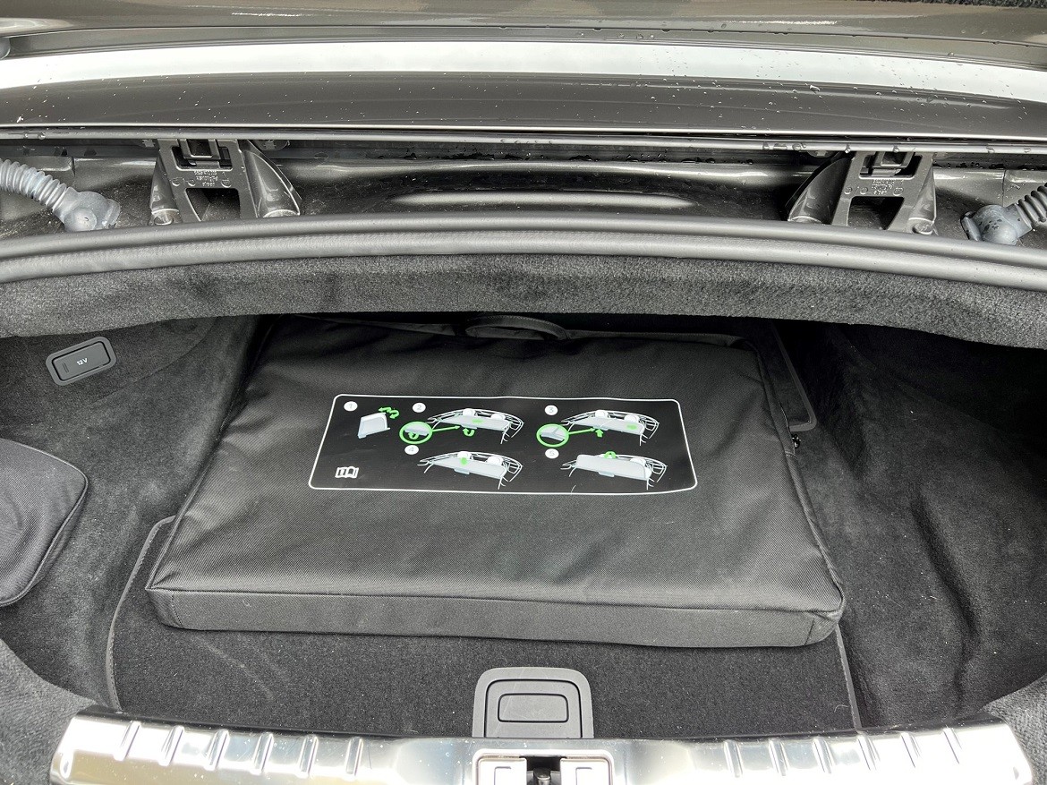 BENTLEY Continental GTC 6.0 W12-image-15