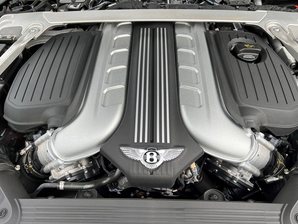 BENTLEY Continental GTC 6.0 W12-image-14