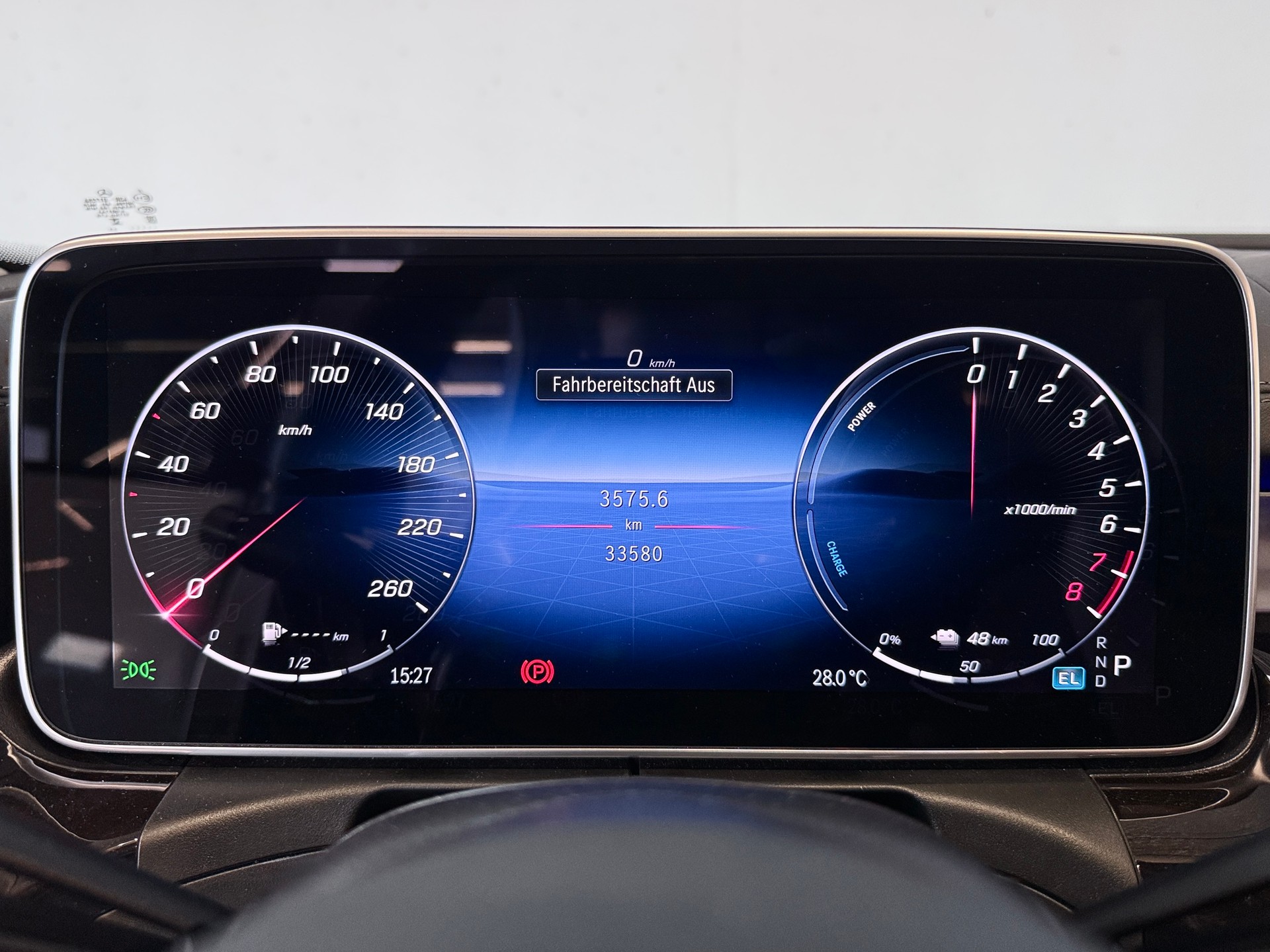 MERCEDES-BENZ C 400E 4MATIC AMG LINE | ALLRAD | PLUGIN-HYBRID | CH-FZG-image-10