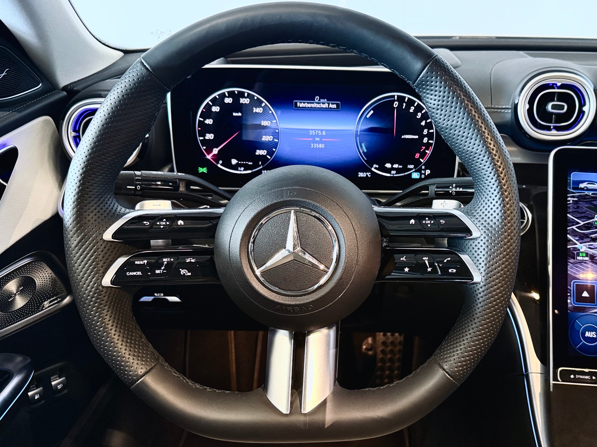 MERCEDES-BENZ C 400E 4MATIC AMG LINE | ALLRAD | PLUGIN-HYBRID | CH-FZG-image-9