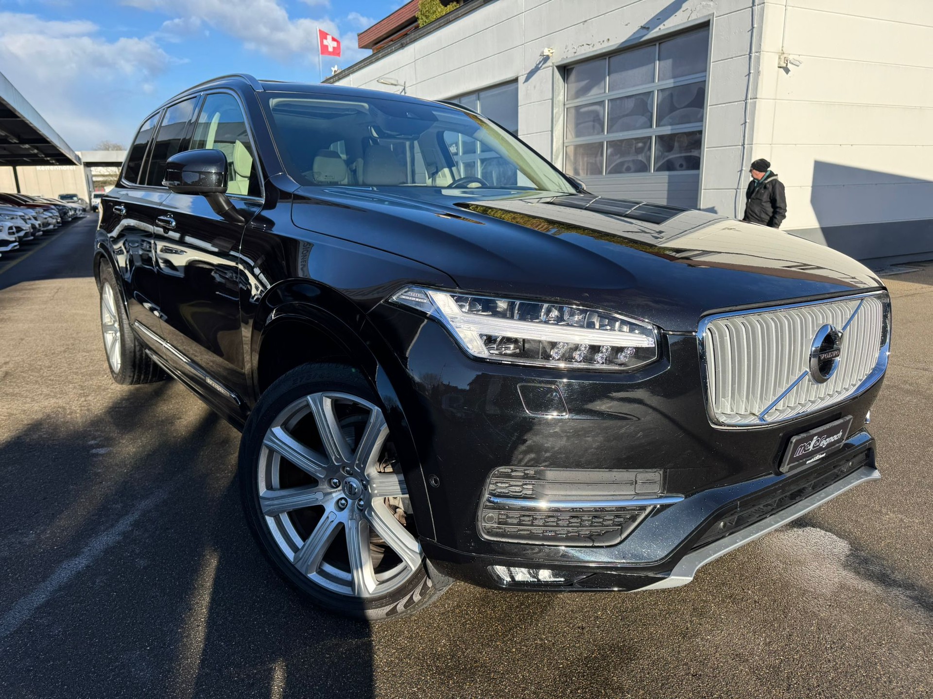 VOLVO XC90 D5 AWD Inscription Geartronic-image-3