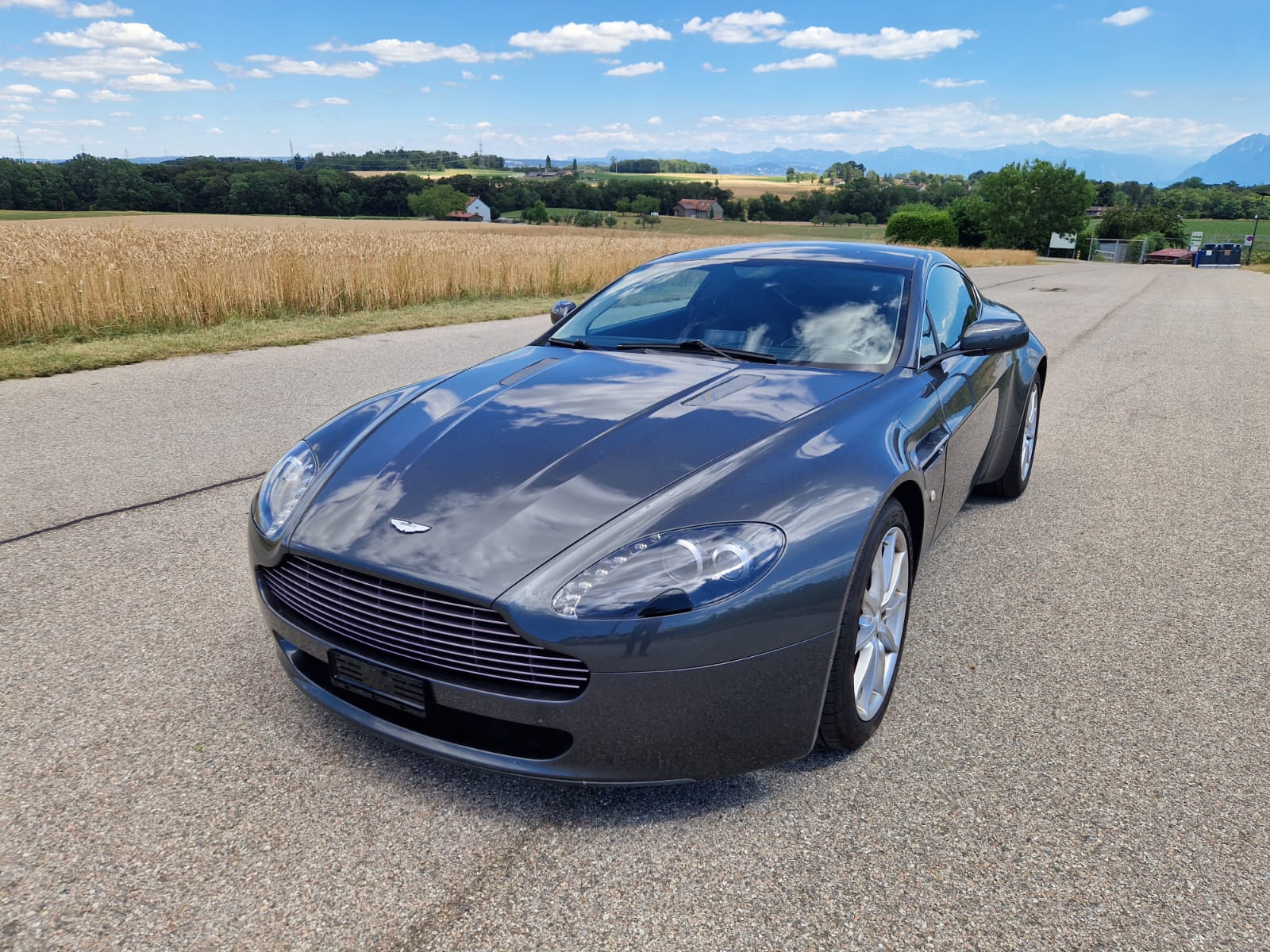 ASTON MARTIN V8 Vantage 4.3 Sportshift-image-0