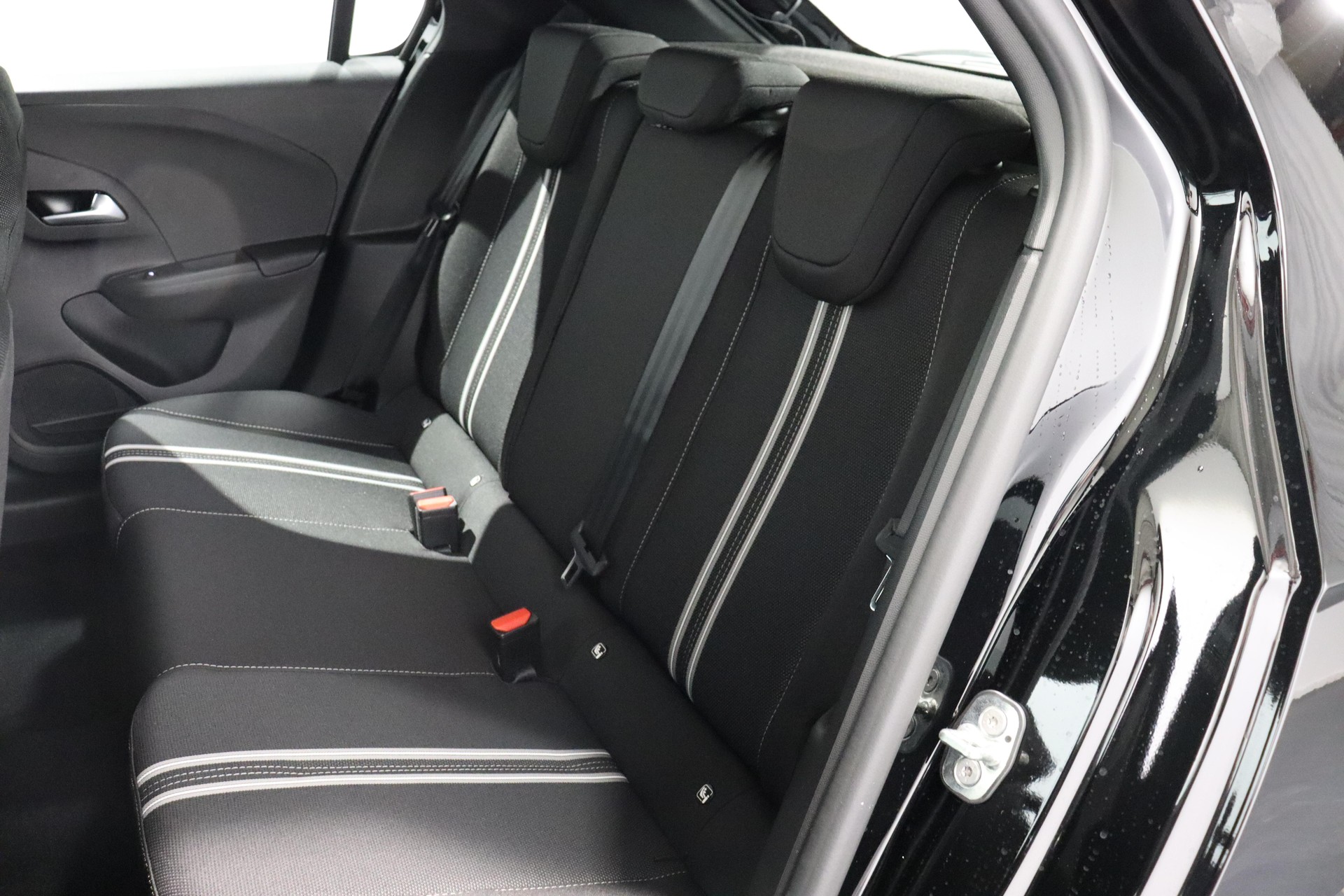 OPEL Corsa 1.2 T Hybrid Viva-image-4