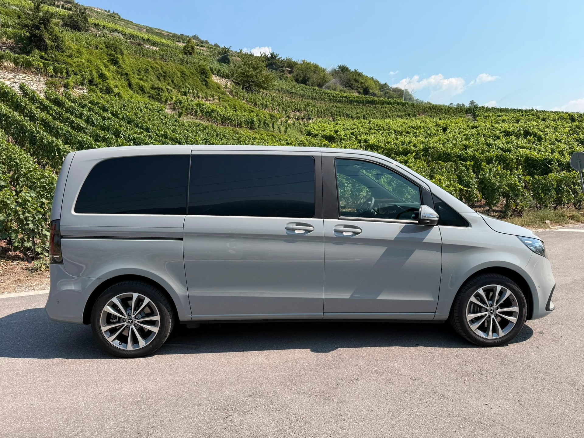 MERCEDES-BENZ V 300 d kompakt 4Matic Style 9G-Tronic-image-14