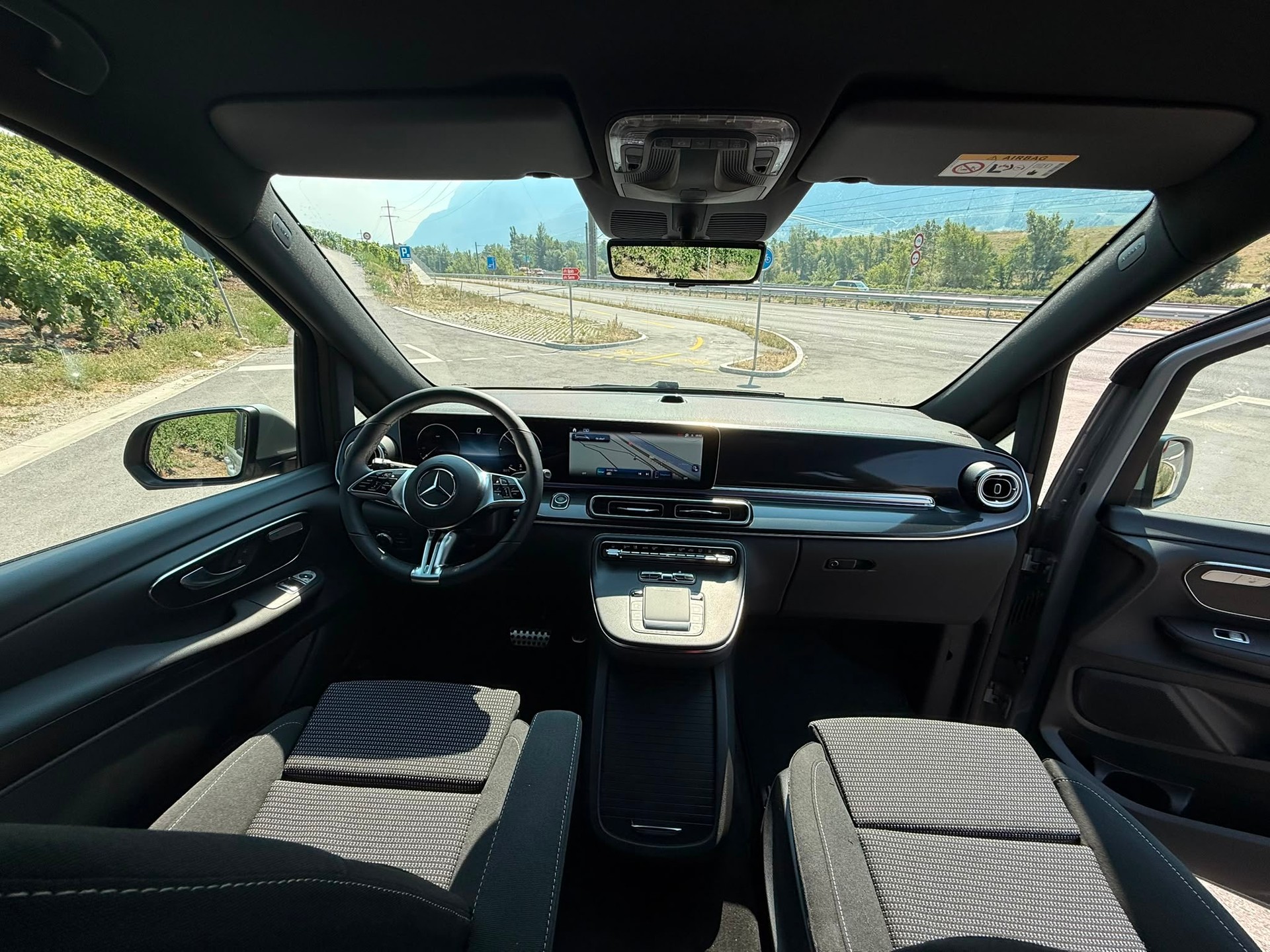 MERCEDES-BENZ V 300 d kompakt 4Matic Style 9G-Tronic-image-10