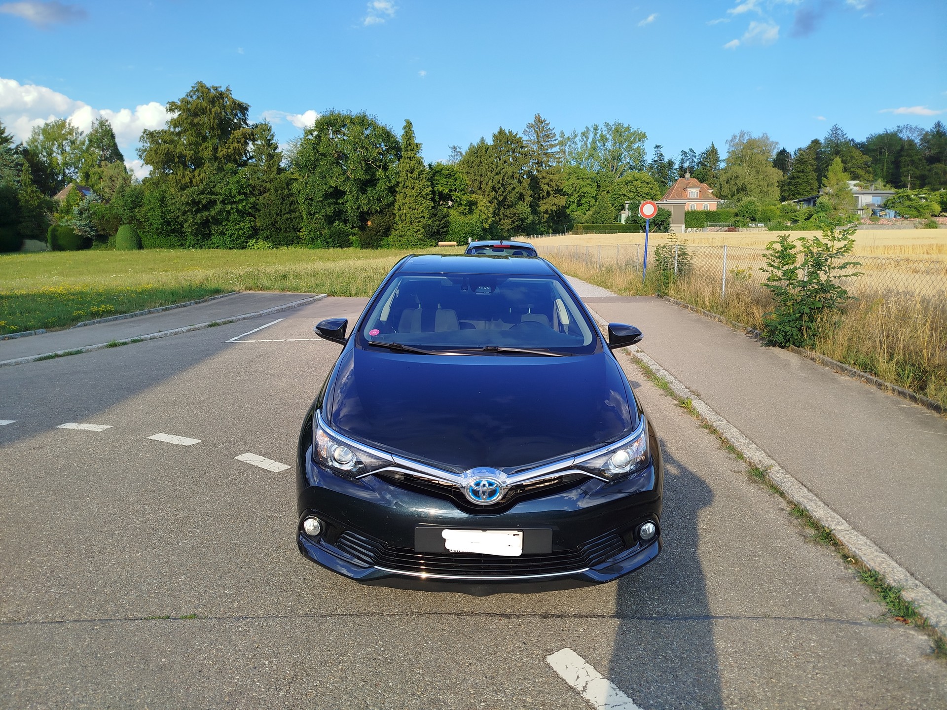 TOYOTA 1.8 HSD Trend-image-0