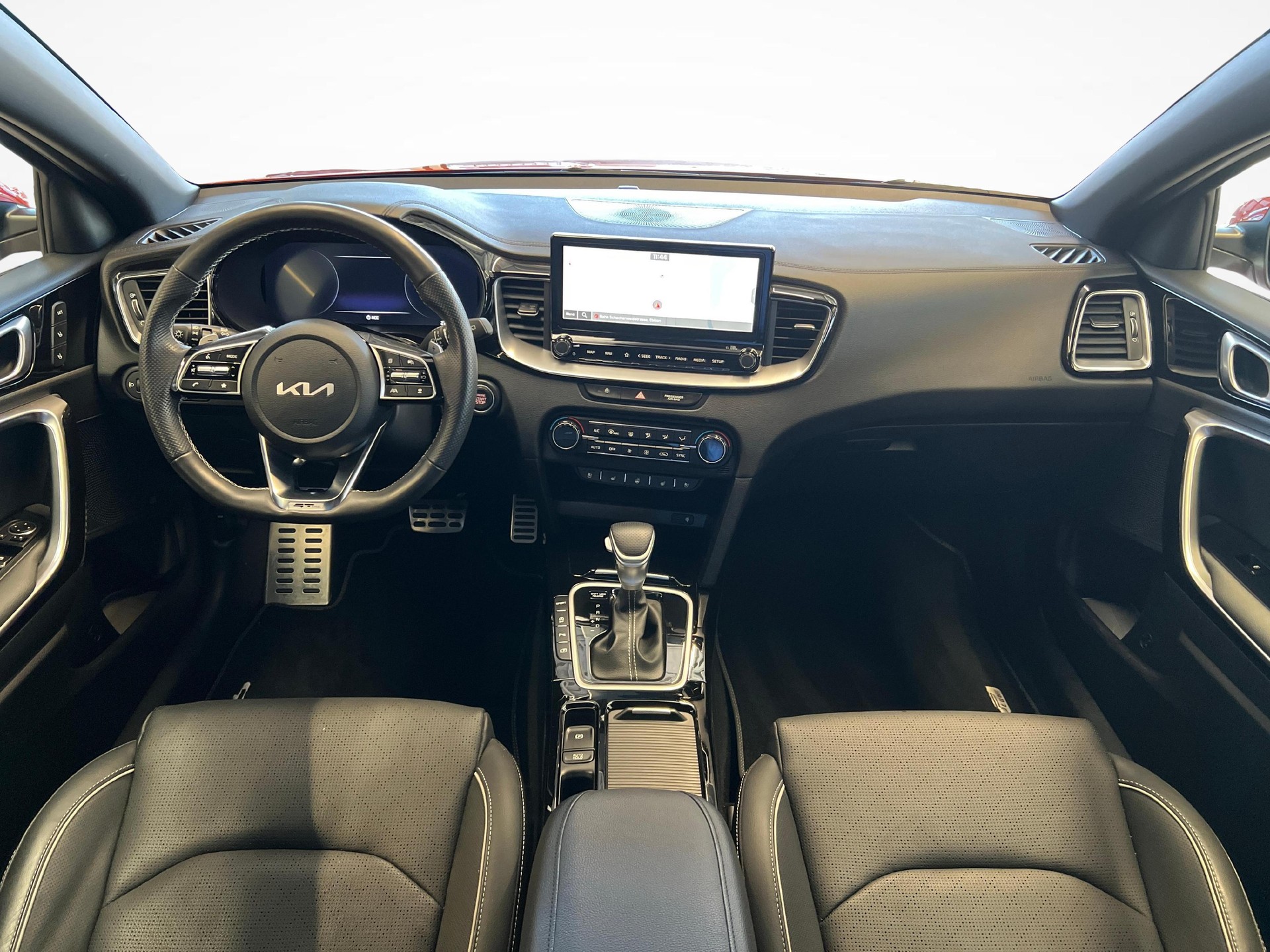 KIA Ceed SW 1.5 T-GDi GT-Line-image-8