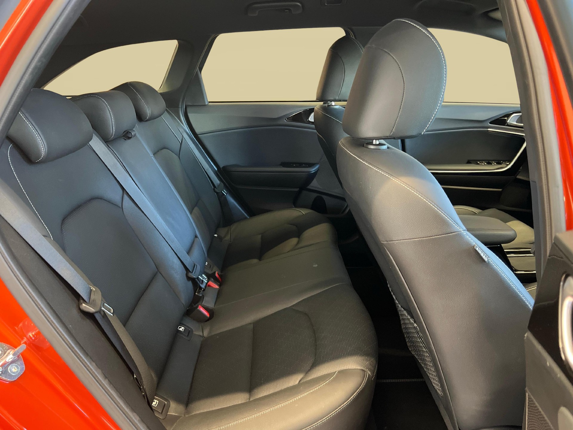KIA Ceed SW 1.5 T-GDi GT-Line-image-10