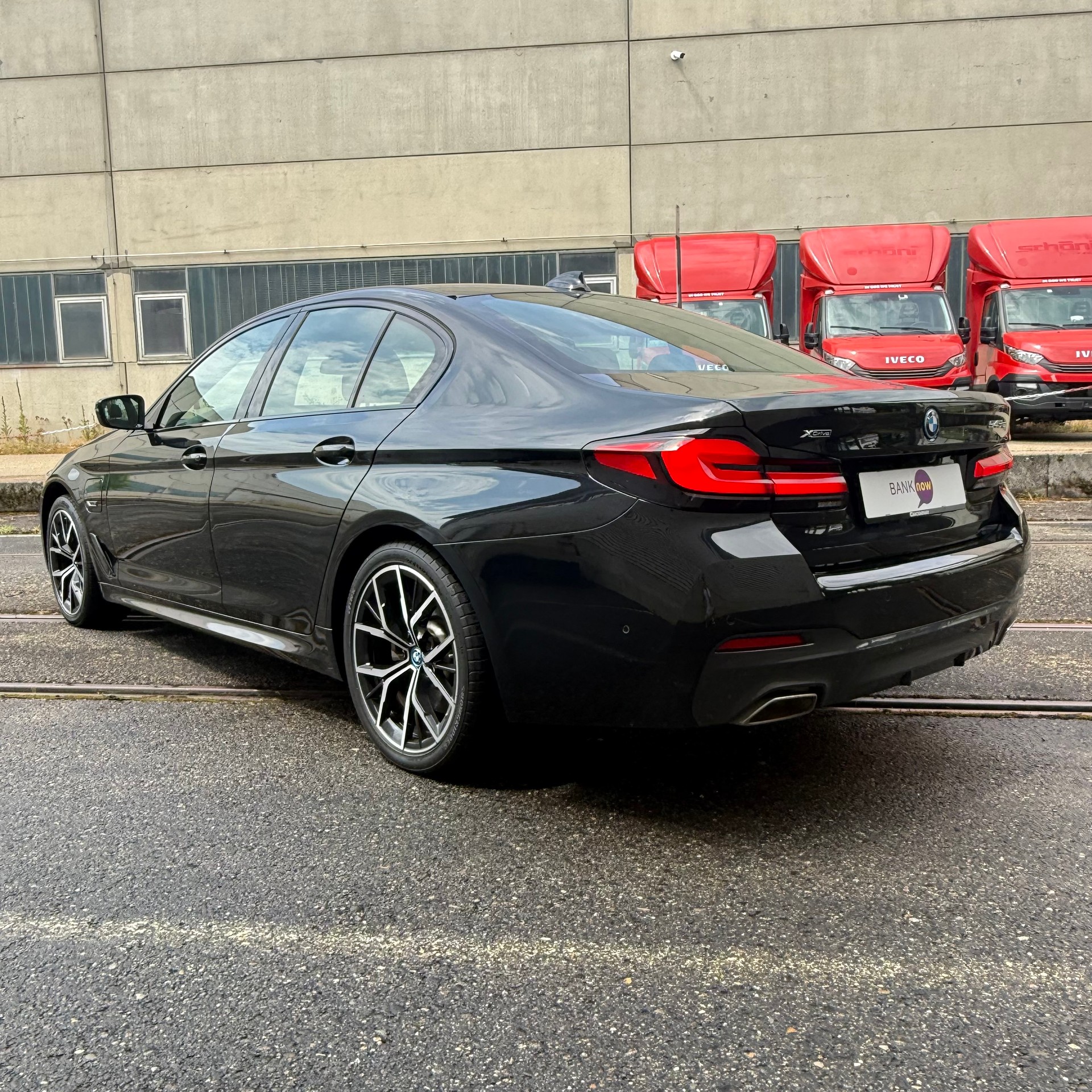 BMW 545e xDrive M Sport Steptronic-image-3