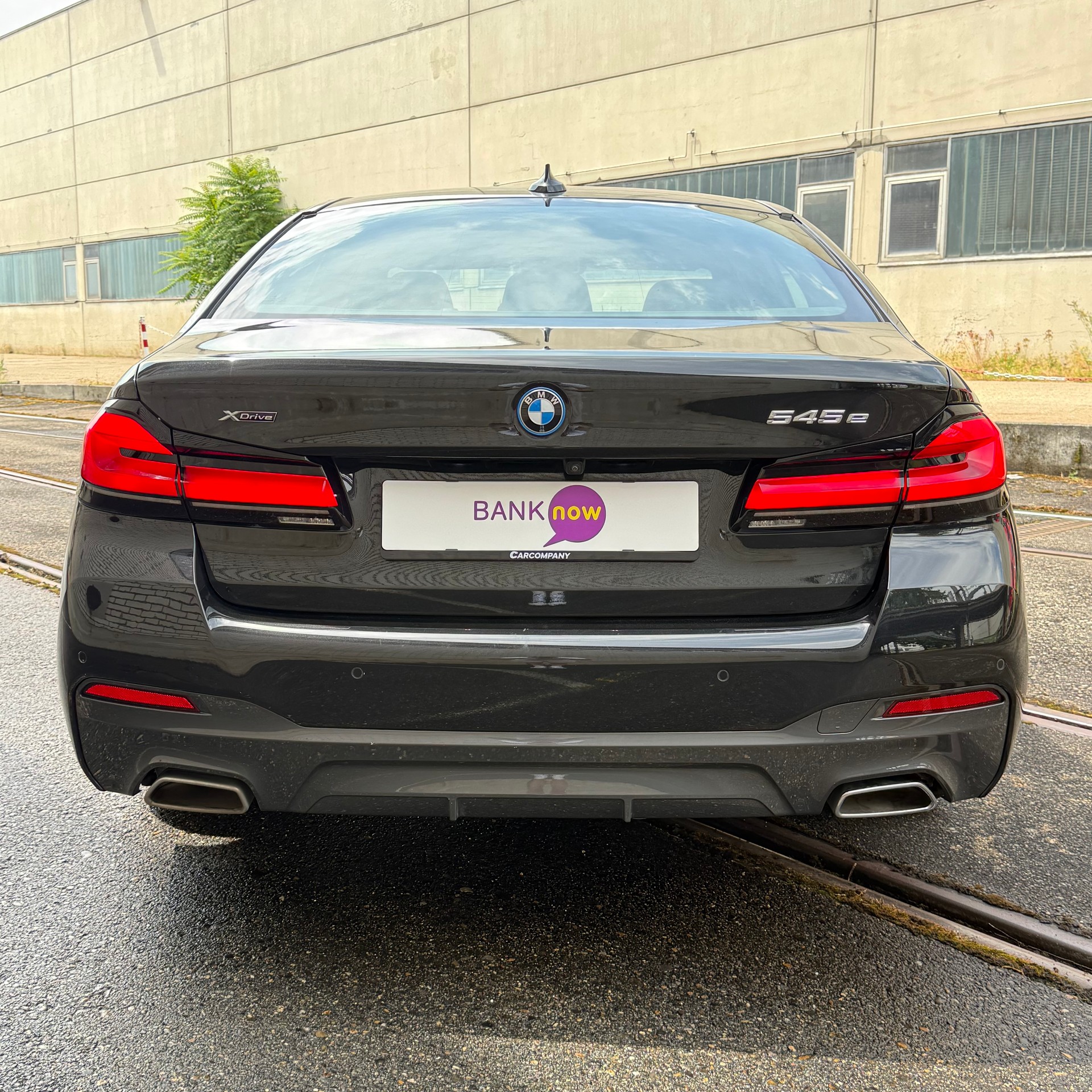 BMW 545e xDrive M Sport Steptronic-image-4