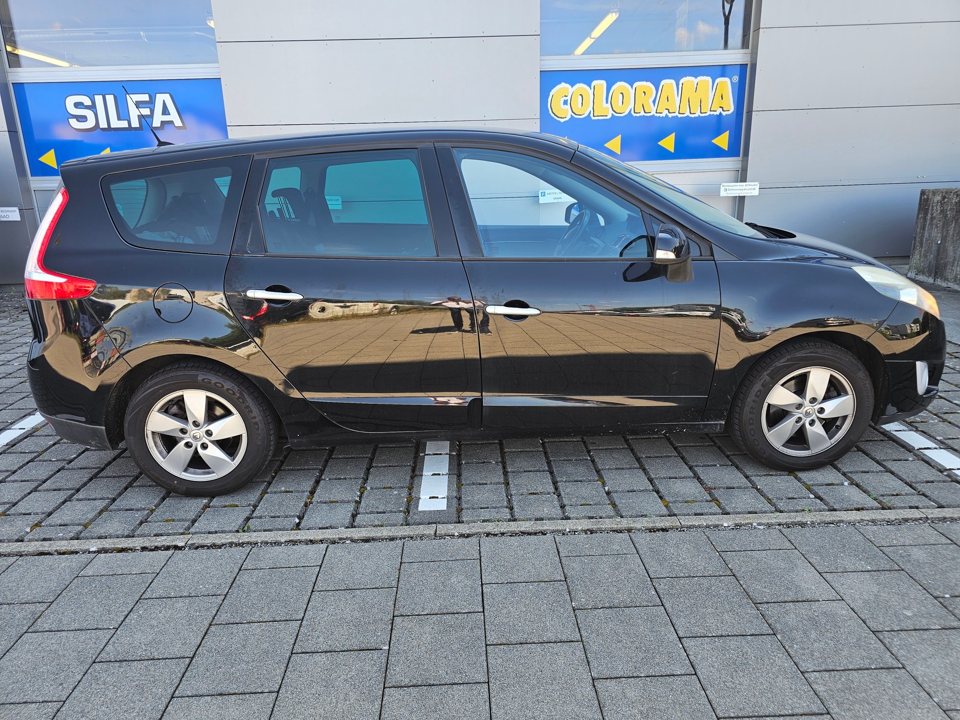 RENAULT Grand Scénic 1.4 16V Turbo Expression-image-3