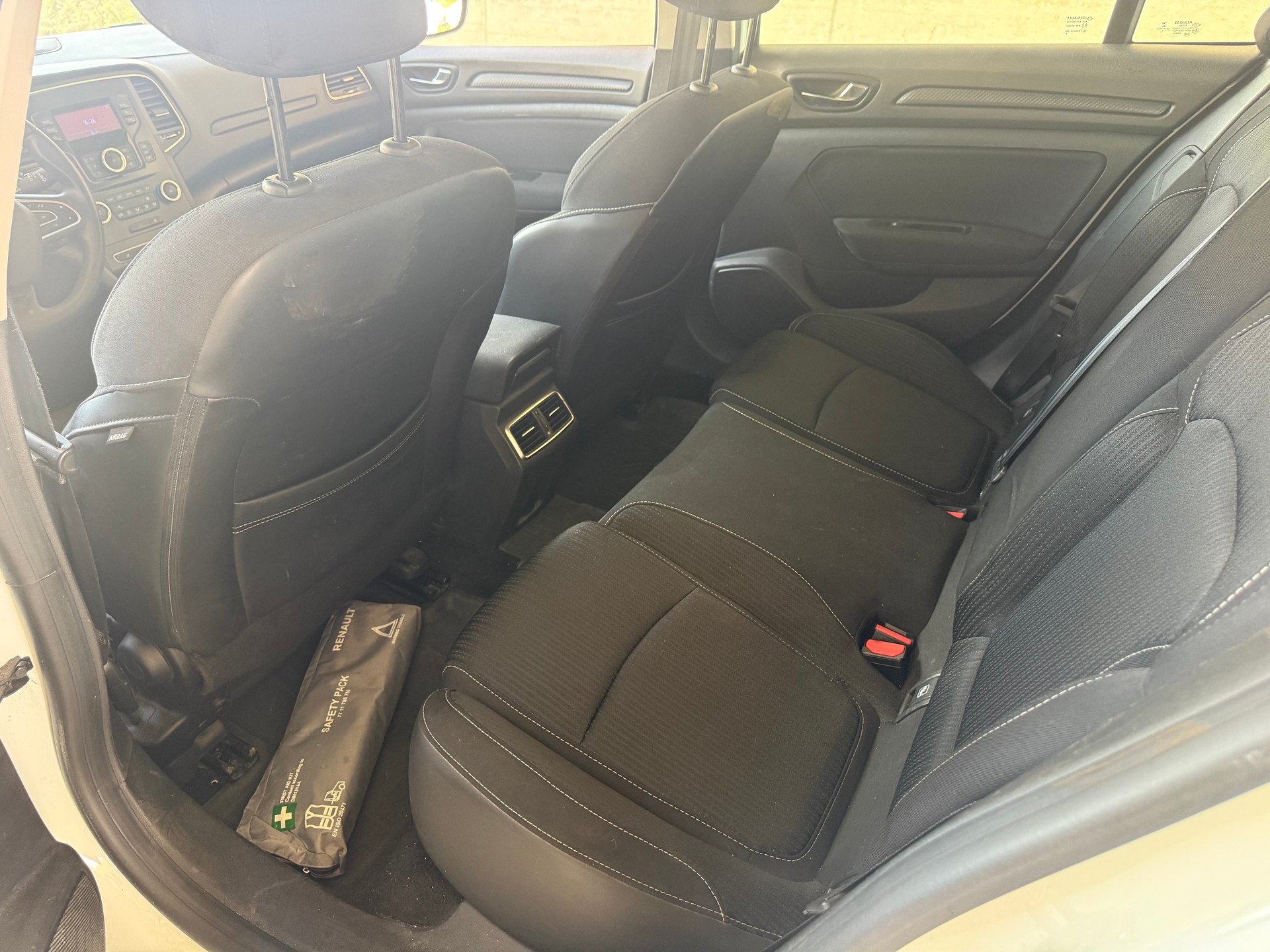 RENAULT Mégane Grandtour 1.5 dCi Business EDC-image-10