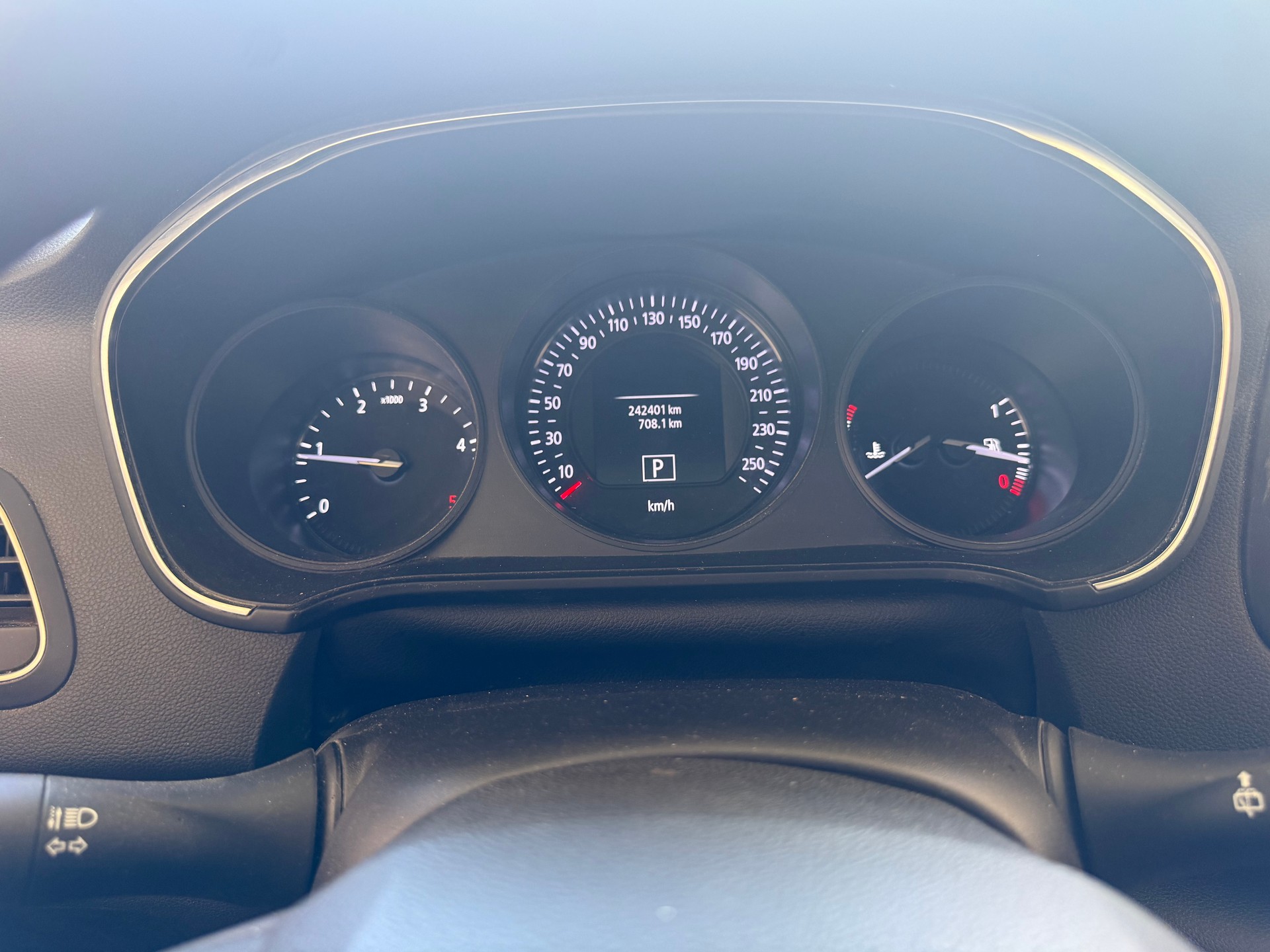 RENAULT Mégane Grandtour 1.5 dCi Business EDC-image-14