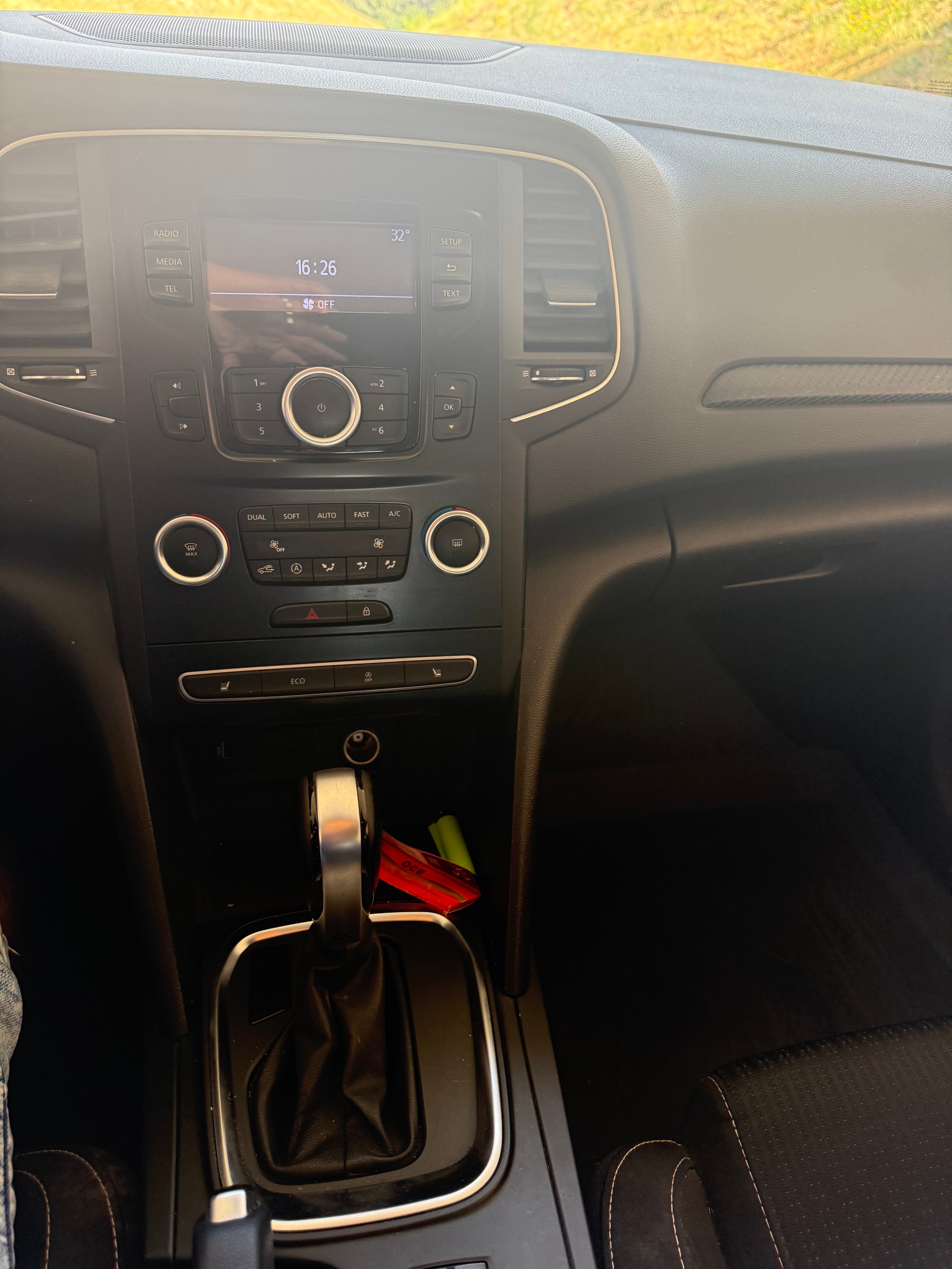 RENAULT Mégane Grandtour 1.5 dCi Business EDC-image-13