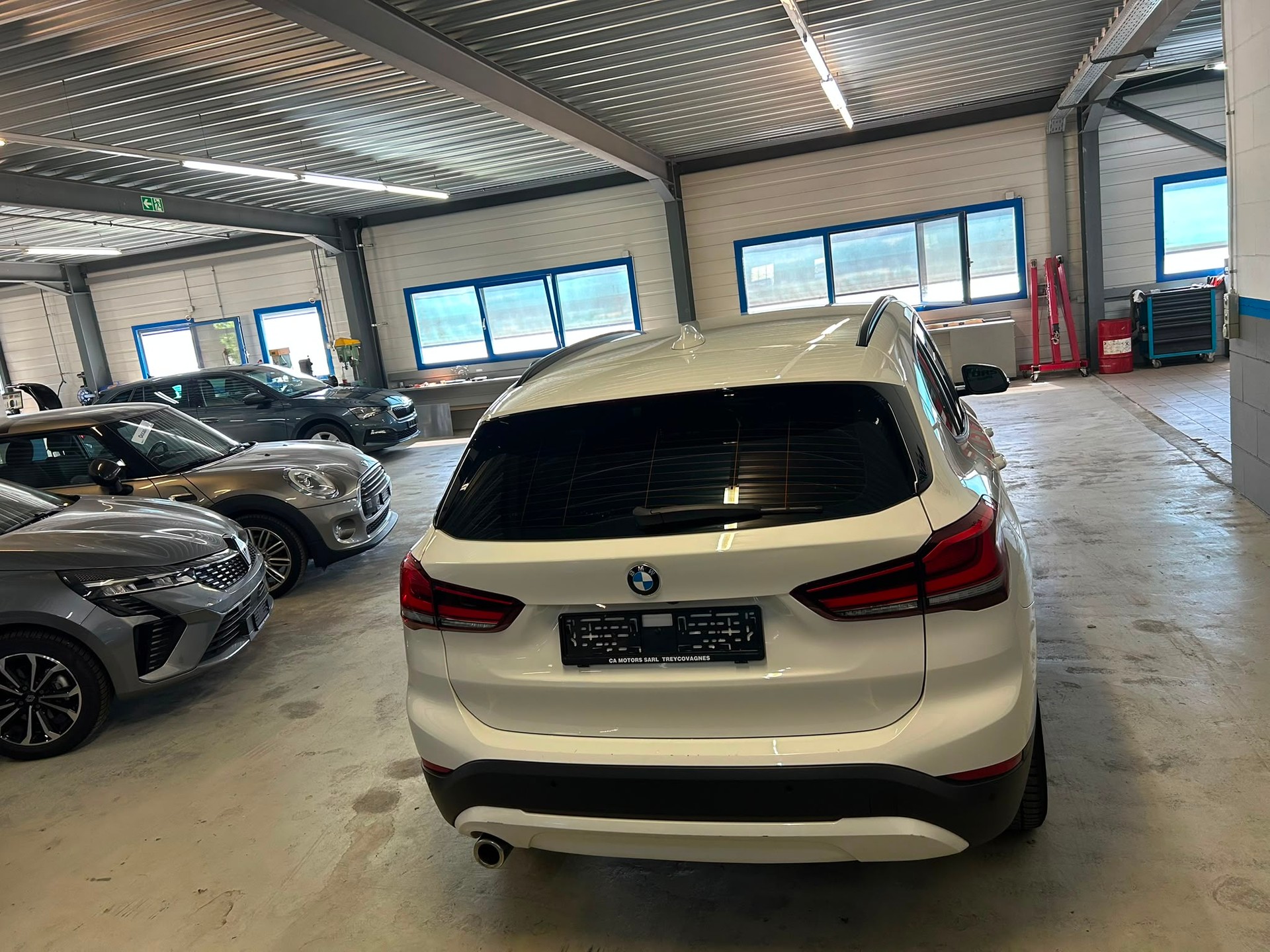 BMW X1 sDrive 18i Steptronic DSK-image-4