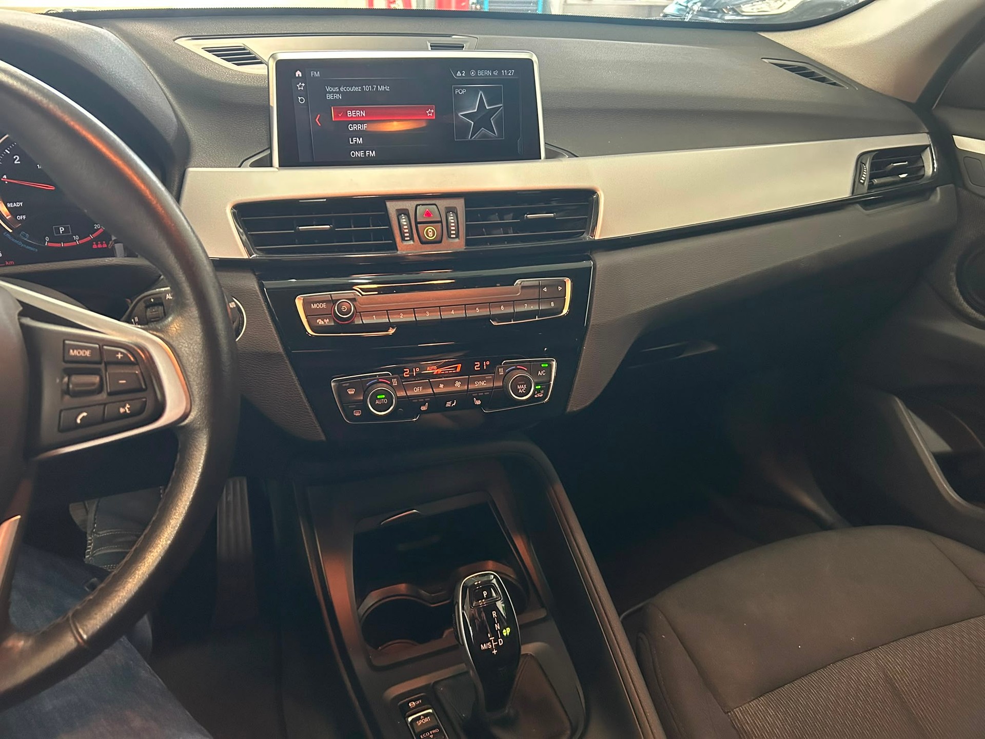 BMW X1 sDrive 18i Steptronic DSK-image-10