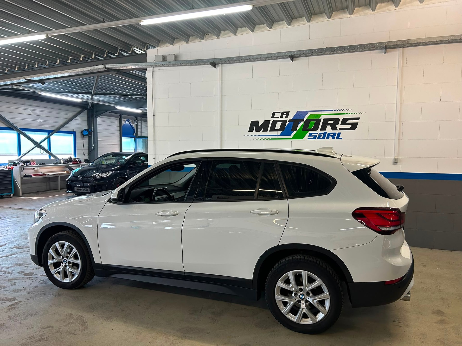 BMW X1 sDrive 18i Steptronic DSK-image-6