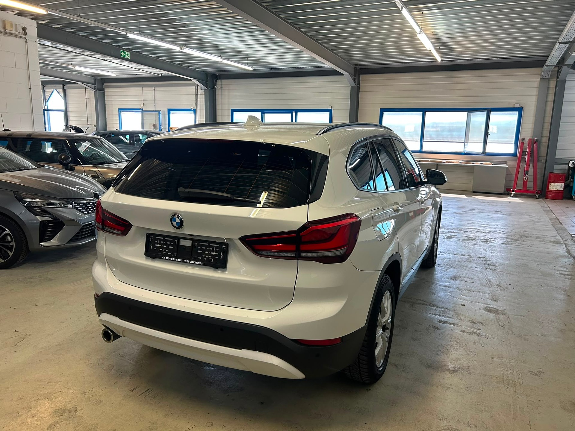 BMW X1 sDrive 18i Steptronic DSK-image-2