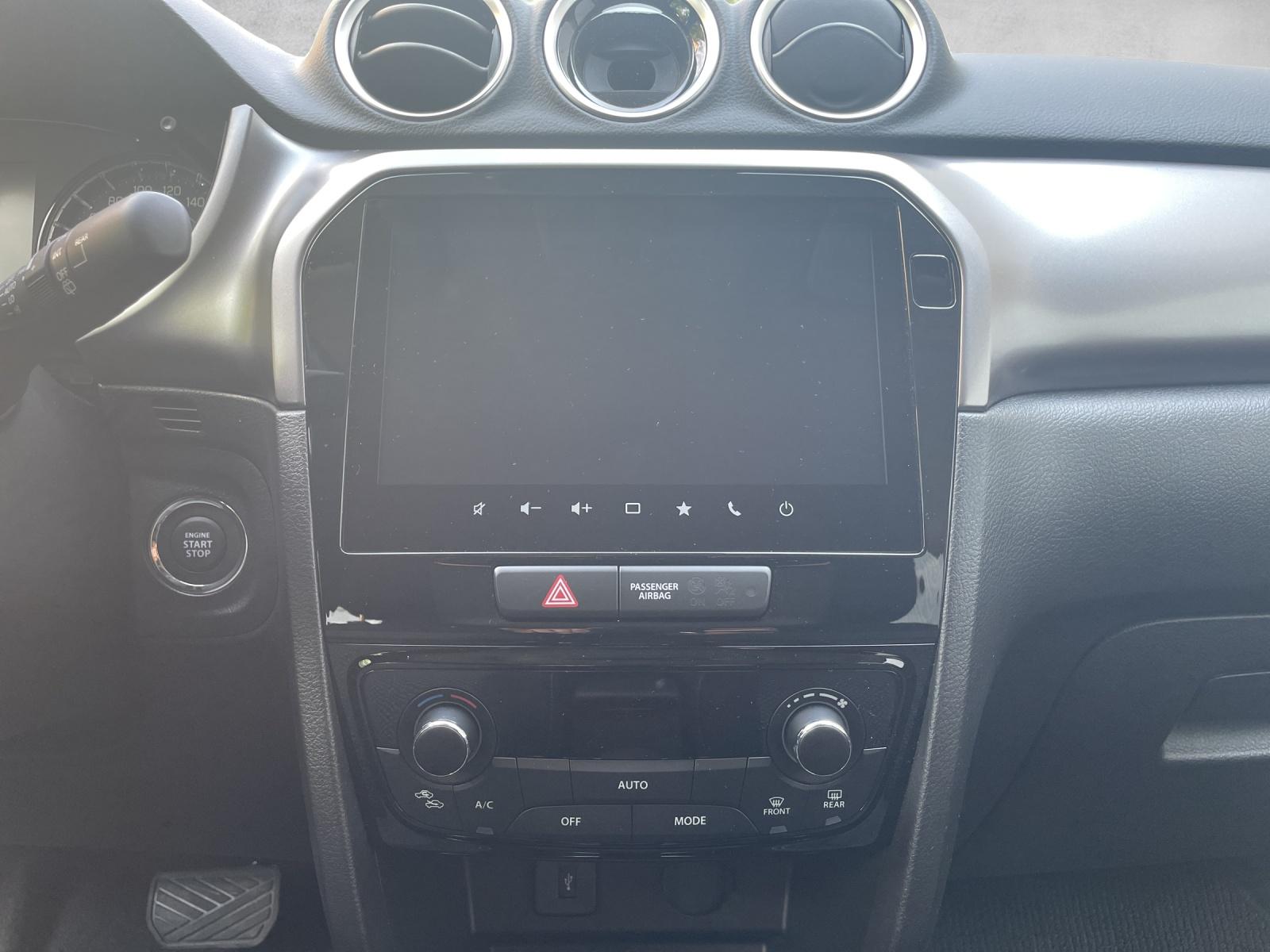SUZUKI Vitara 1.5 Piz Sulai Hybrid 4x4-image-11