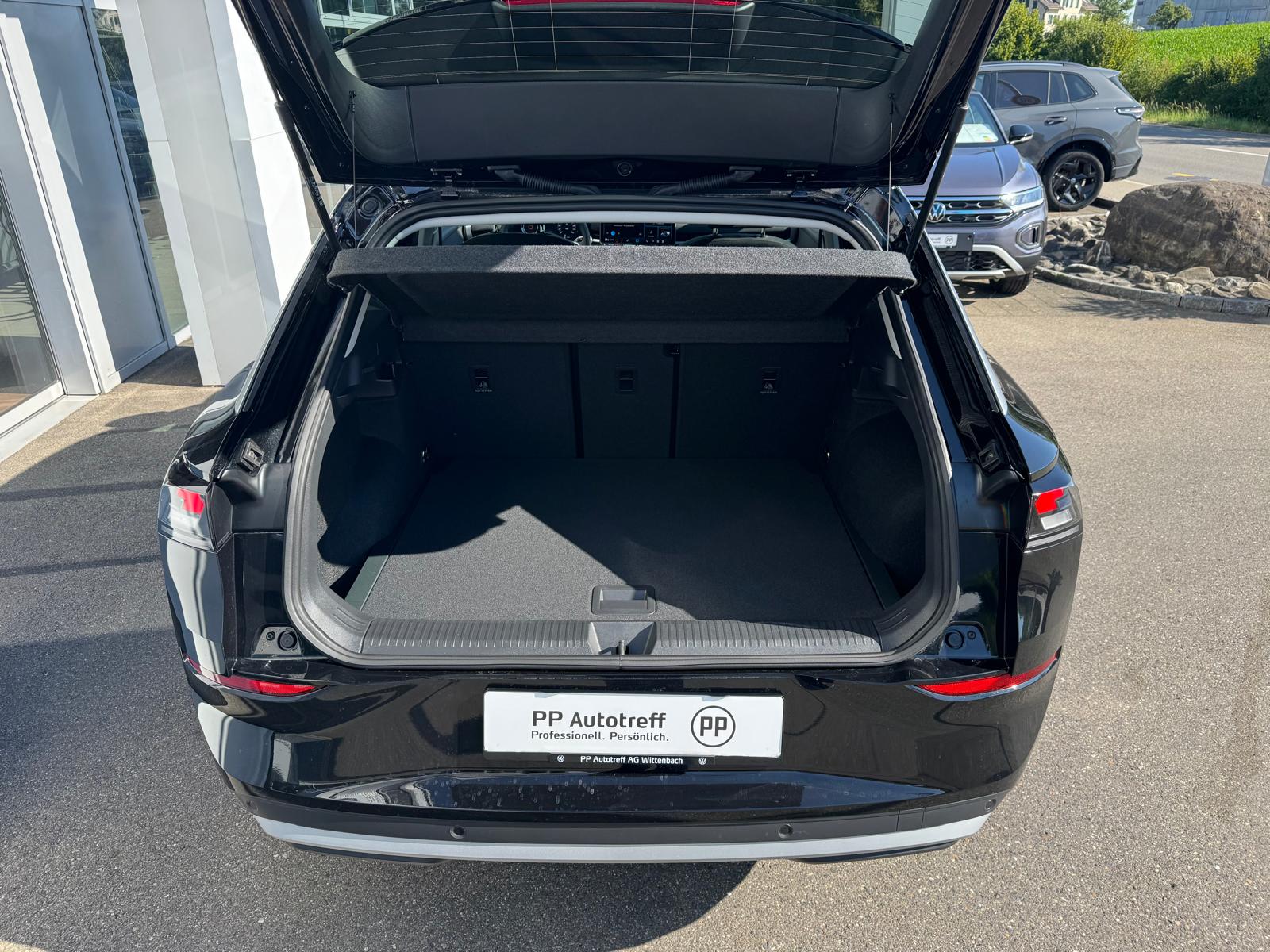 VW T-Roc 1.5 eTSI mHEV Life DSG-image-4