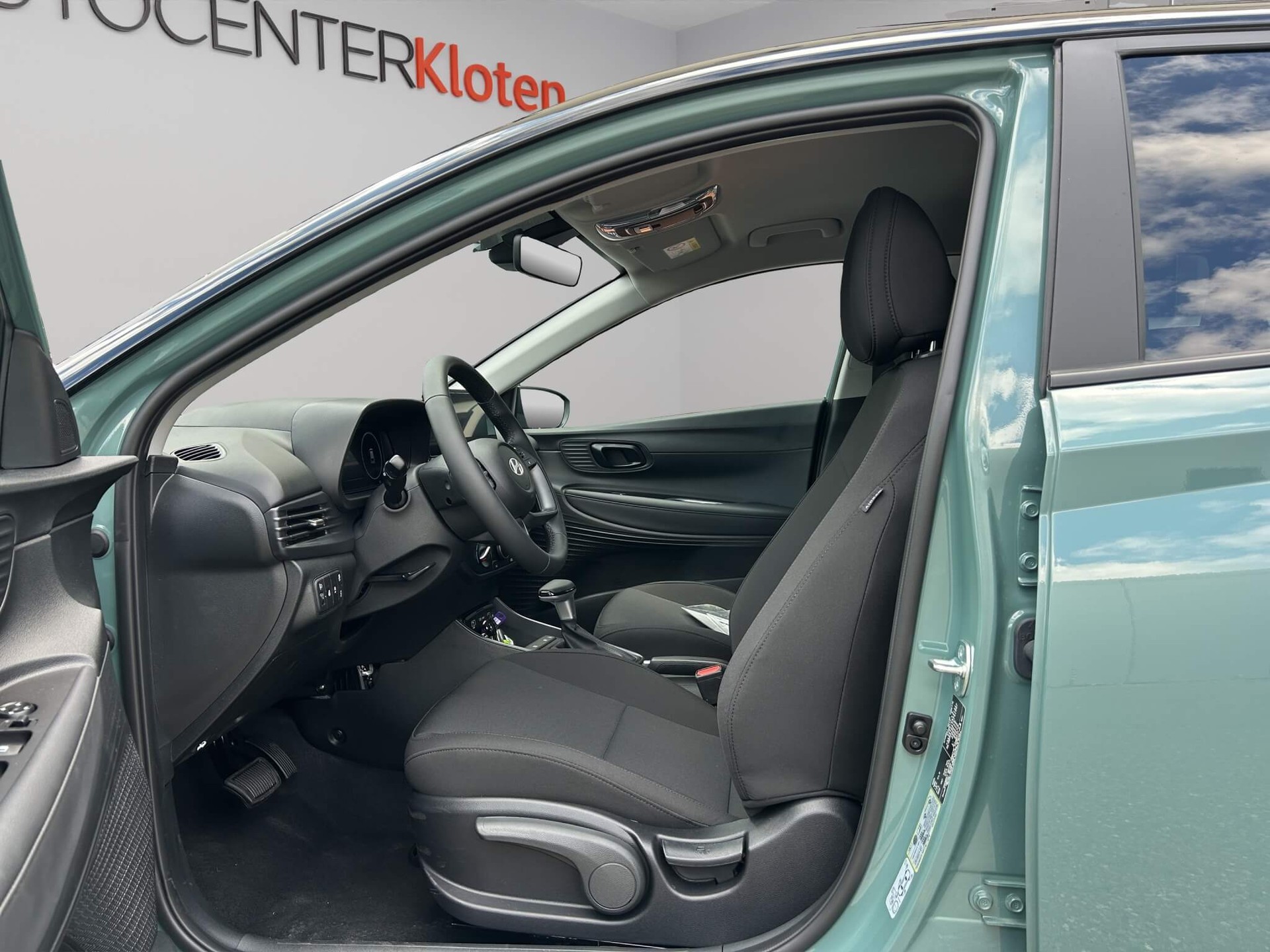 HYUNDAI i20 1.0 T-GDi Amplia-image-6