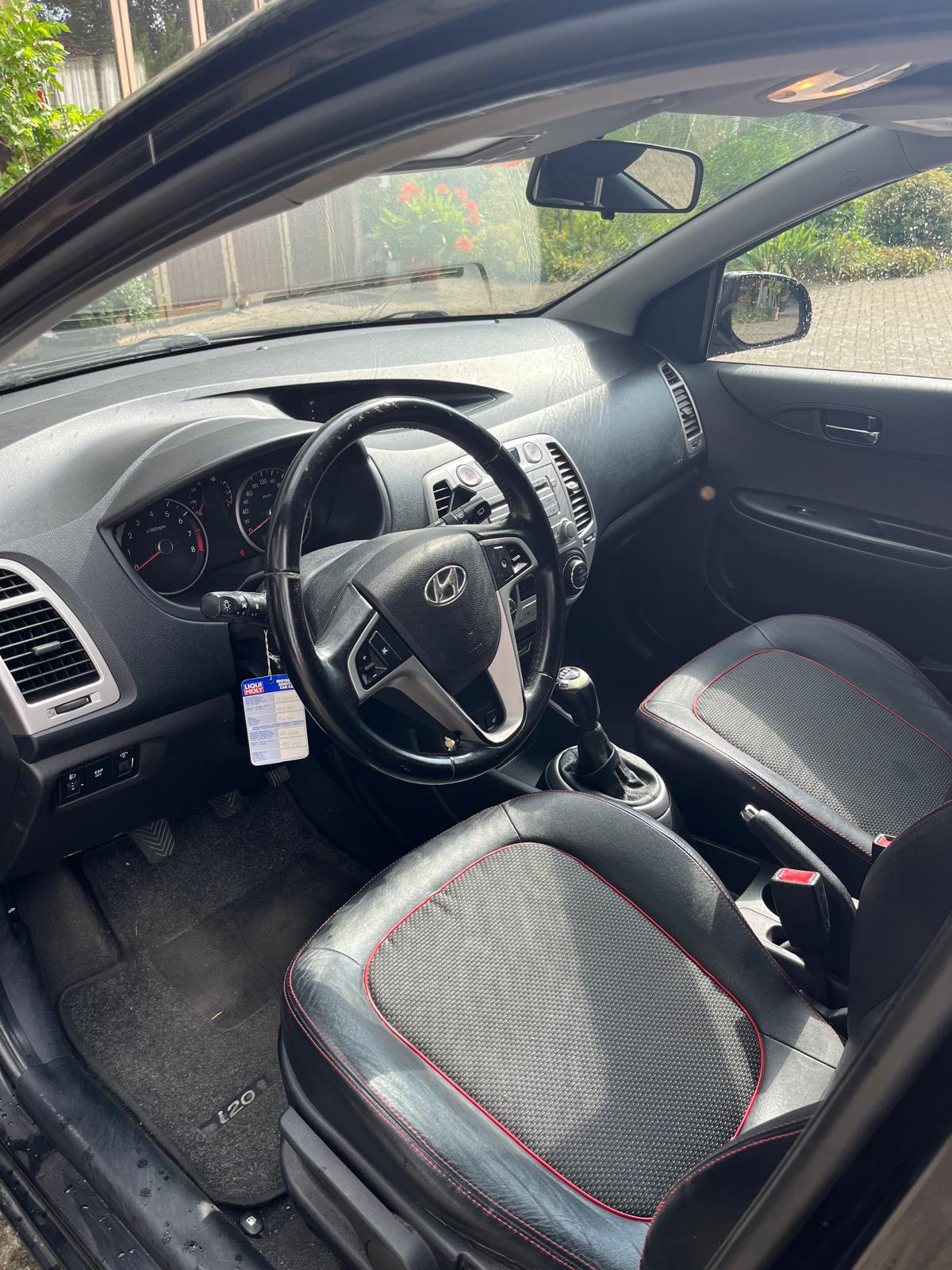 HYUNDAI 1.6 Premium-image-2