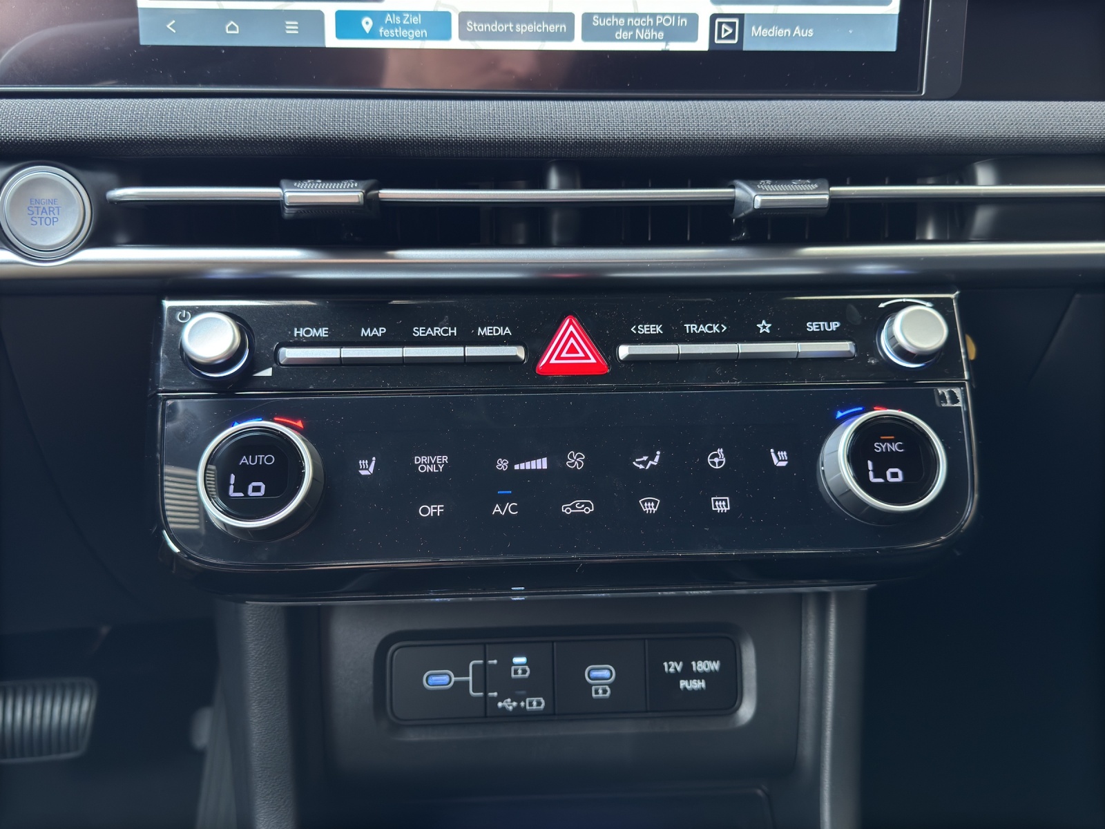 HYUNDAI Tucson 1.6 T-GDi HEV Origo Blackline 4WD MY27-image-13