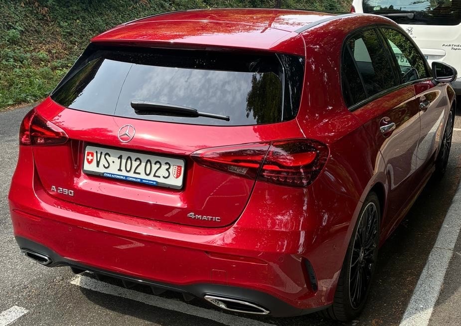 MERCEDES-BENZ A 250 4Matic 8G-DCT-image-1