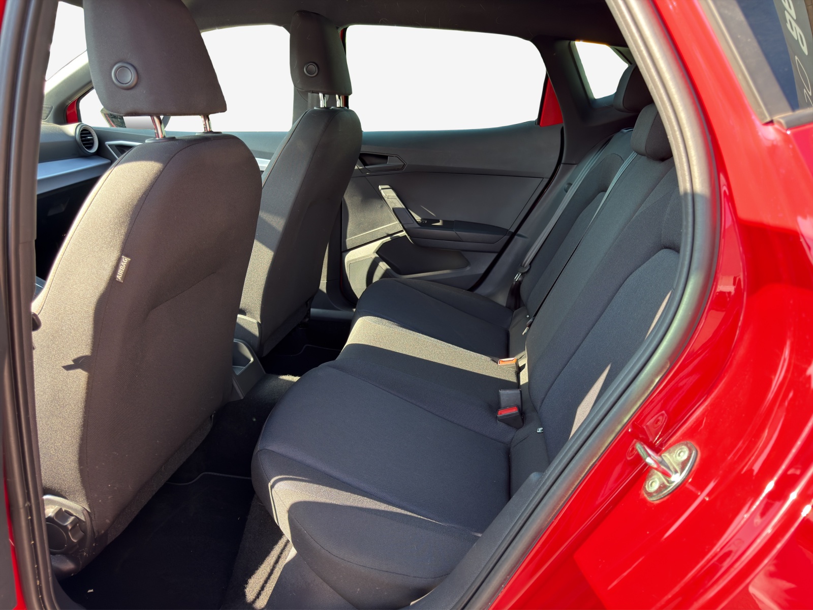 SEAT Ibiza 1.0 EcoTSI Hola FR DSG-image-11