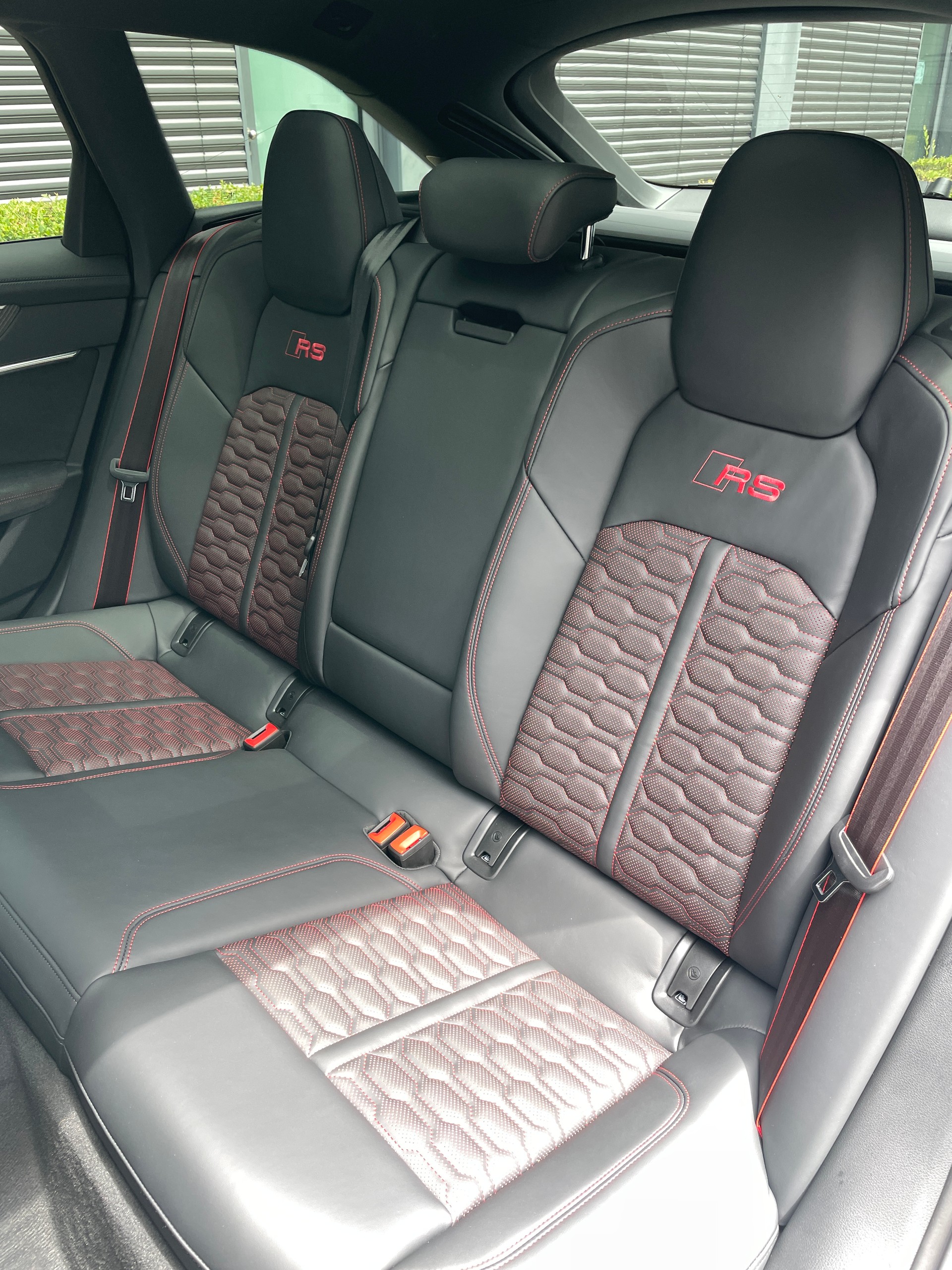 AUDI RS6 Avant 4.0 TFSI V8 Performance quattro-image-14