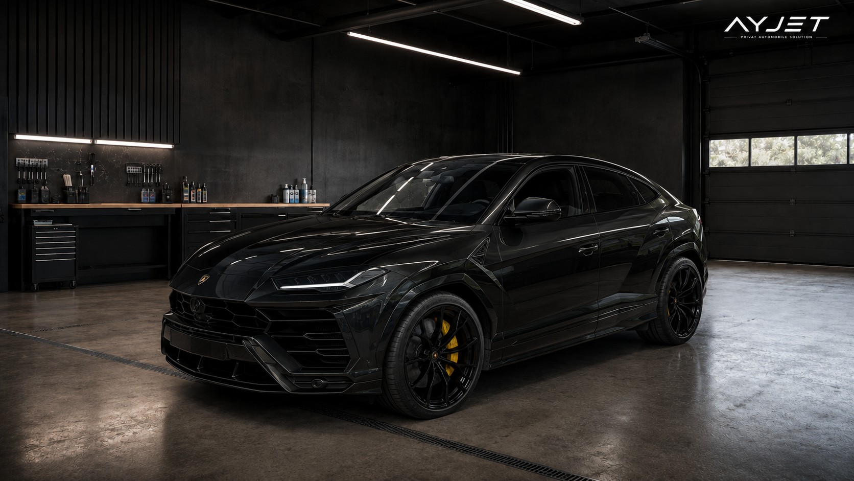 LAMBORGHINI Urus E-Gear-image-1