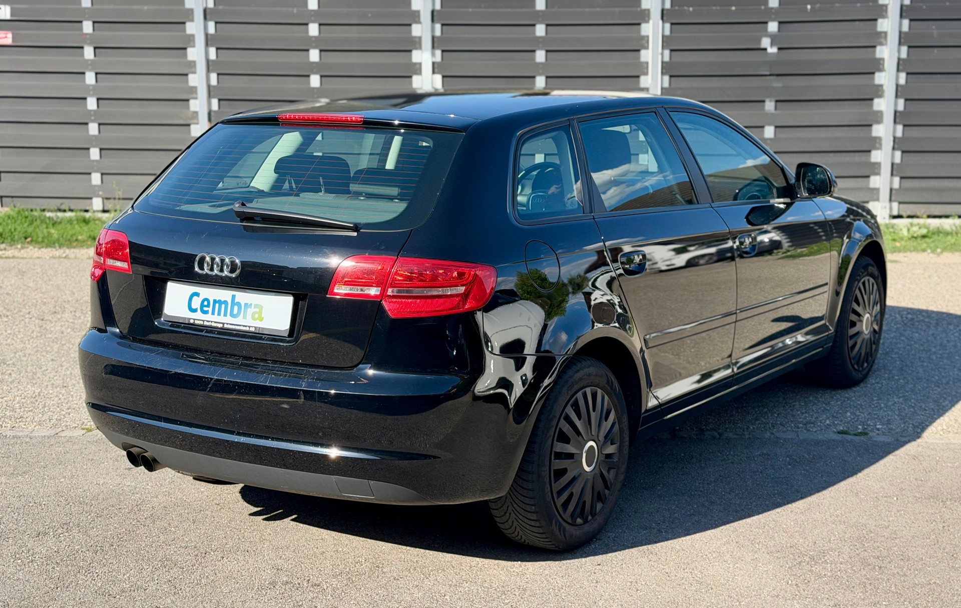 AUDI A3 Sportback 1.4 TFSI Ambition-image-5
