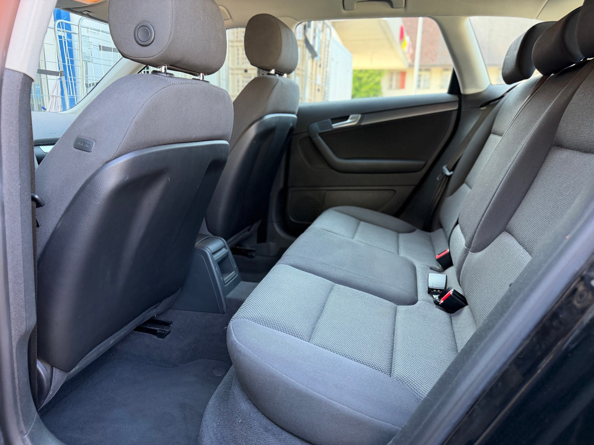 AUDI A3 Sportback 1.4 TFSI Ambition-image-11