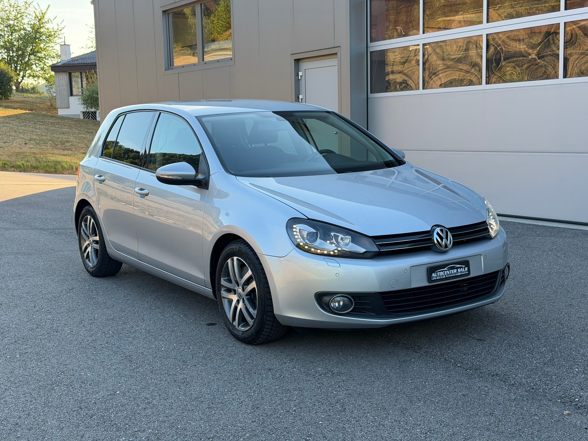 VW Golf 1.4 TSI Highline DSG-image-1