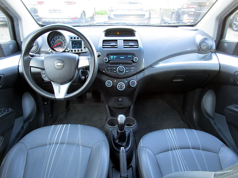 CHEVROLET Spark 1.2 LT-image-2